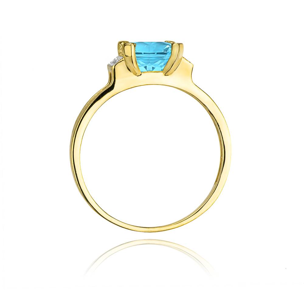 Skya Ring in Gold with Topaz and 6 Diamonds