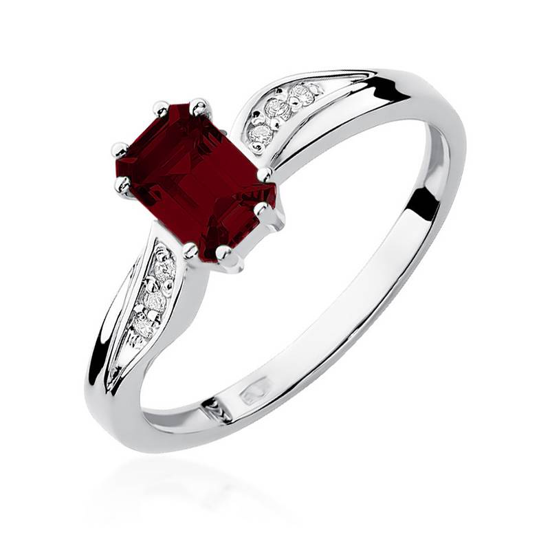 Anillo Naria en Oro con Granate y 6 Diamantes
