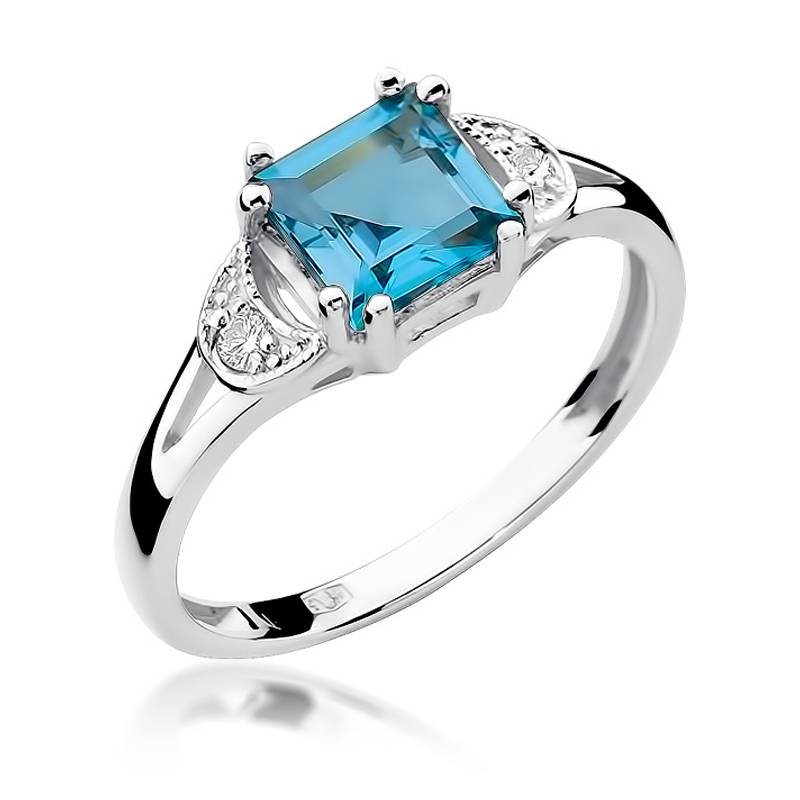 Auralis Ring in Gold with Topaz and 2 Diamonds