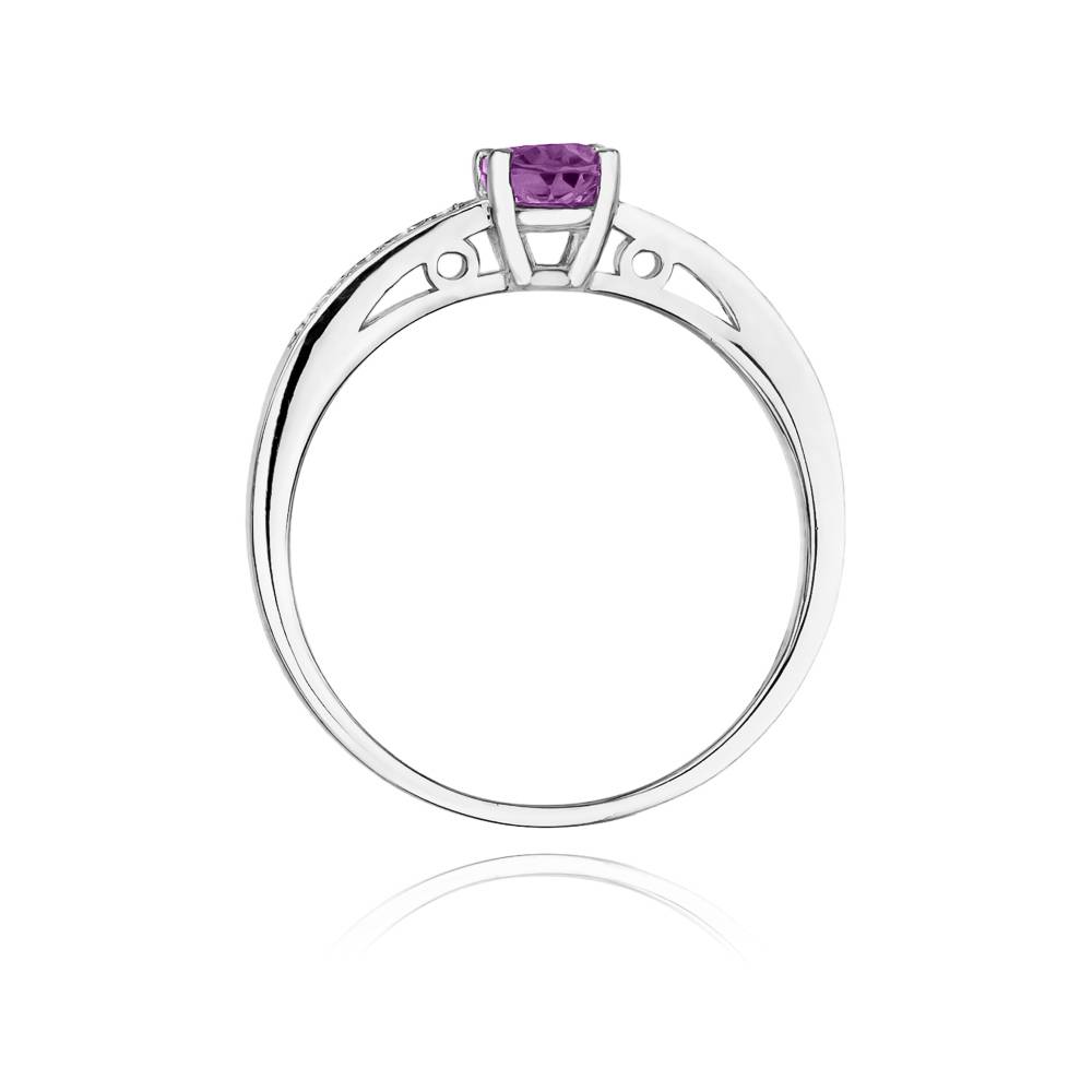 Indira Ring in Gold with Amethyst and 10 Diamonds