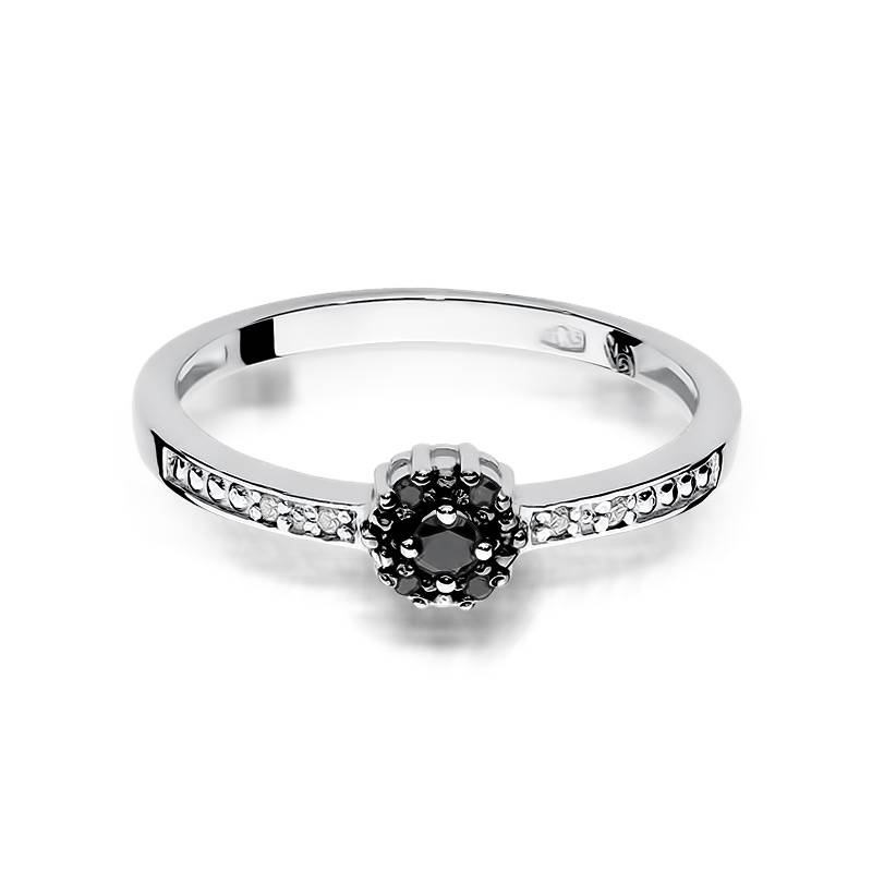 Yin Ring in Gold with 5 Black Diamonds and 4 White Diamonds