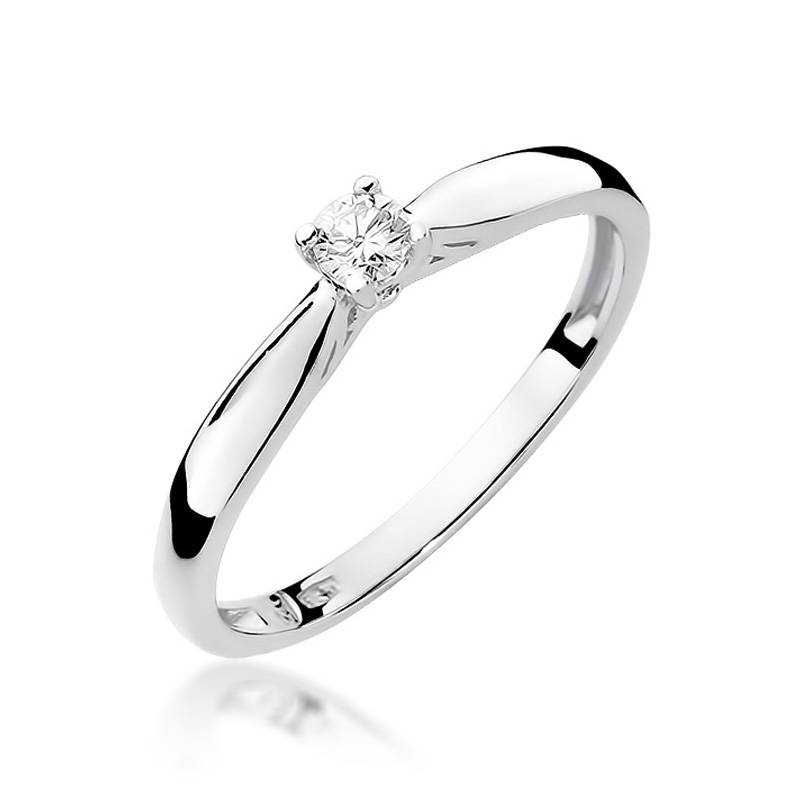 Anillo Solitario en Oro Amarillo o Blanco con Diamante