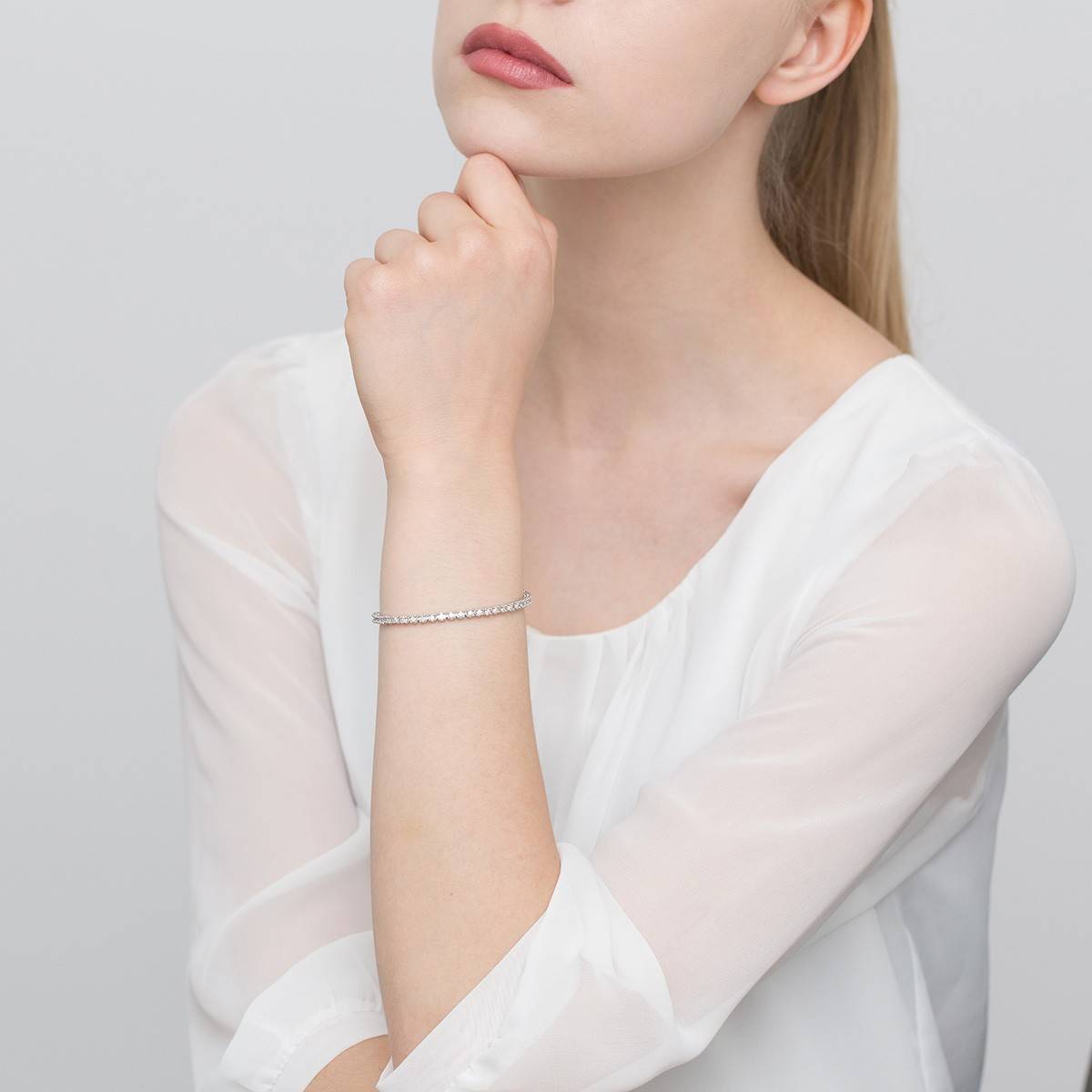 Bracelet tennis en or avec 54 diamants