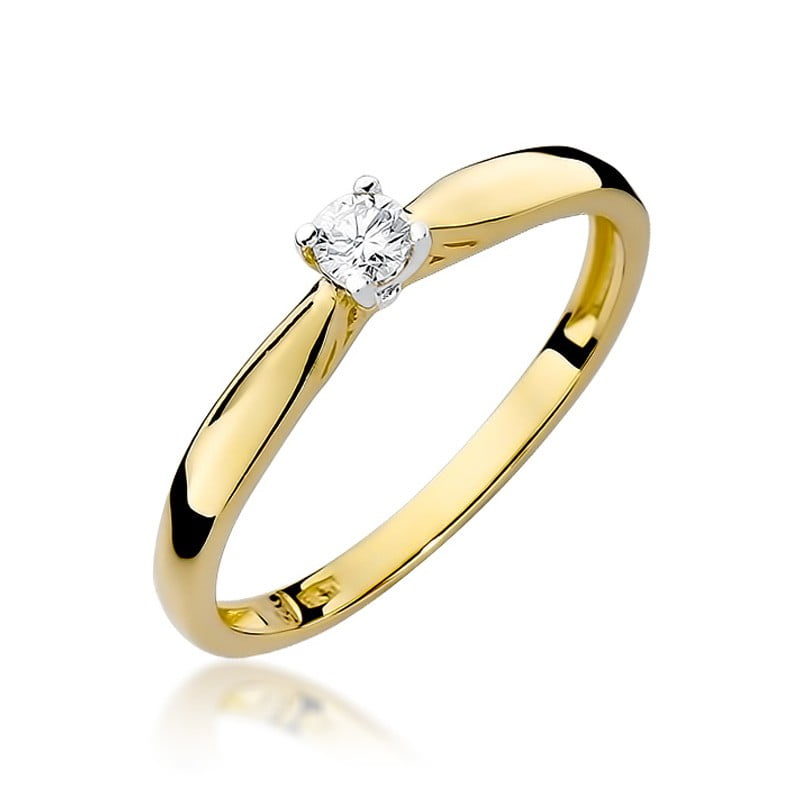 Anillo Solitario en Oro Amarillo o Blanco con Diamante