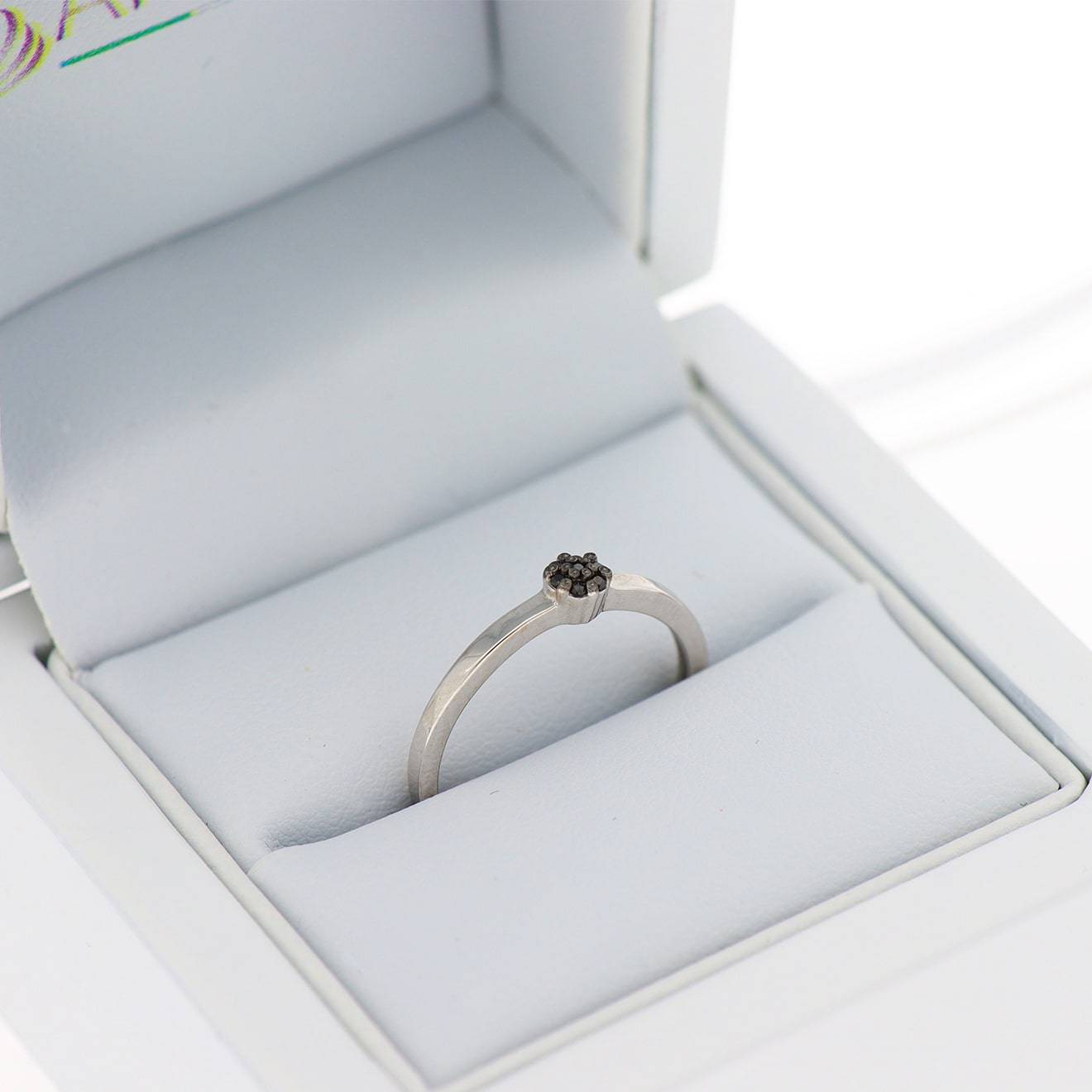Bague mini Rosé en Or avec 7 Diamants Noirs