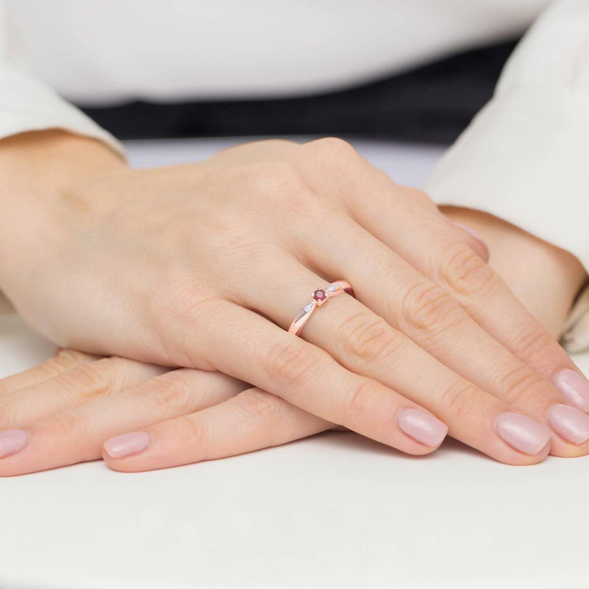 Bague Dafne en Or Rose avec Rubis