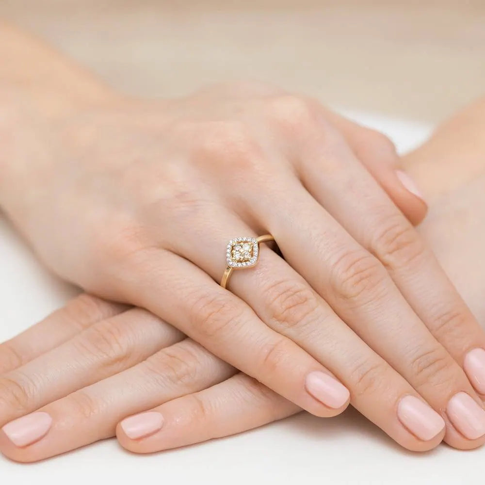 Anello in Oro Quadri con Diamanti Brown