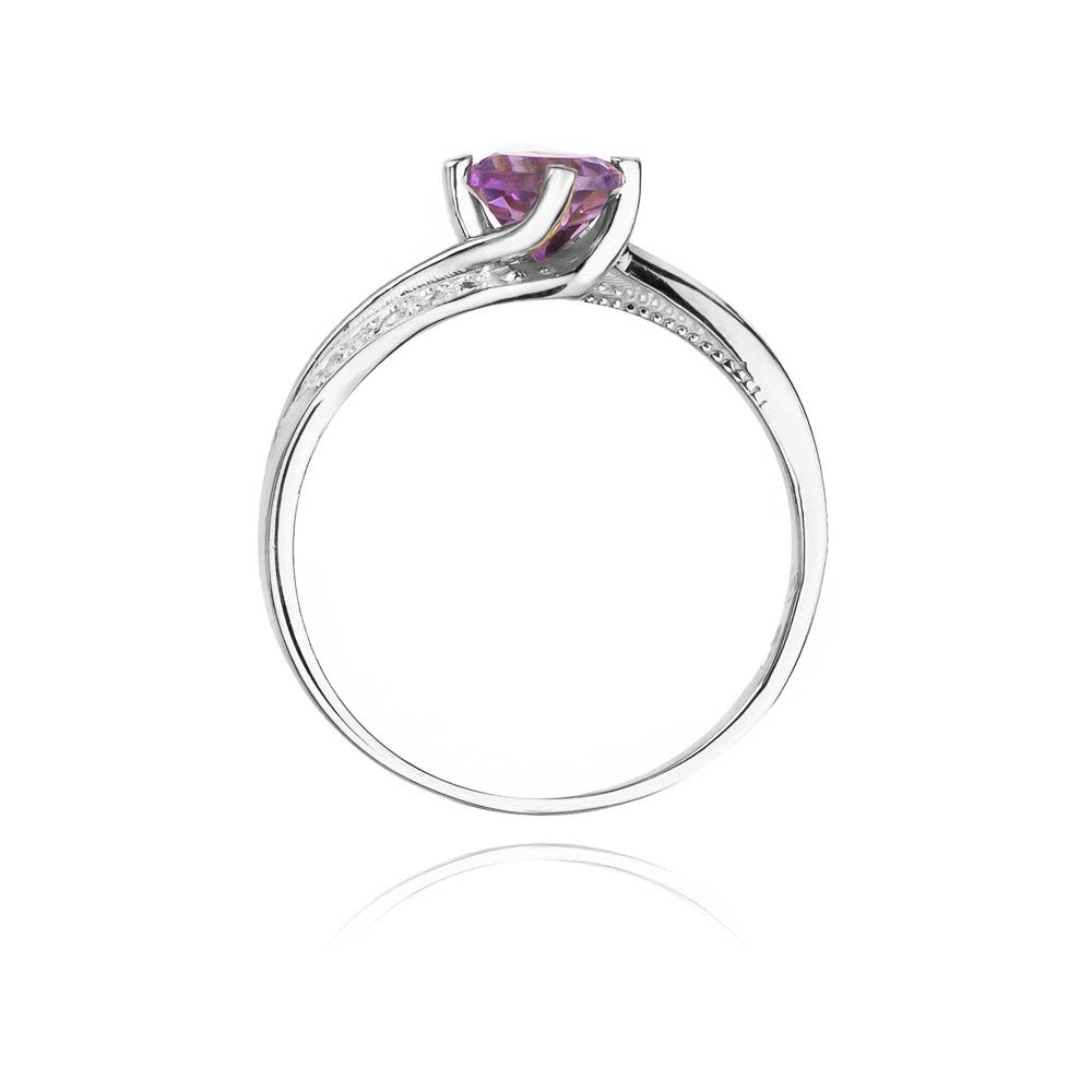 Bague en or avec améthyste 0,50 ct et diamants 0,05 ct