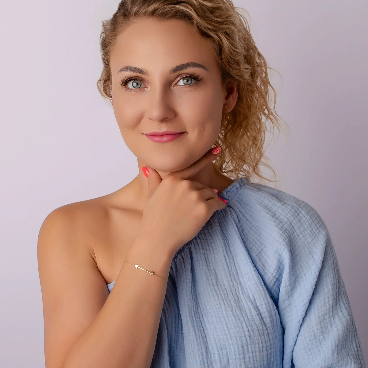 Pulsera de Oro con Flecha