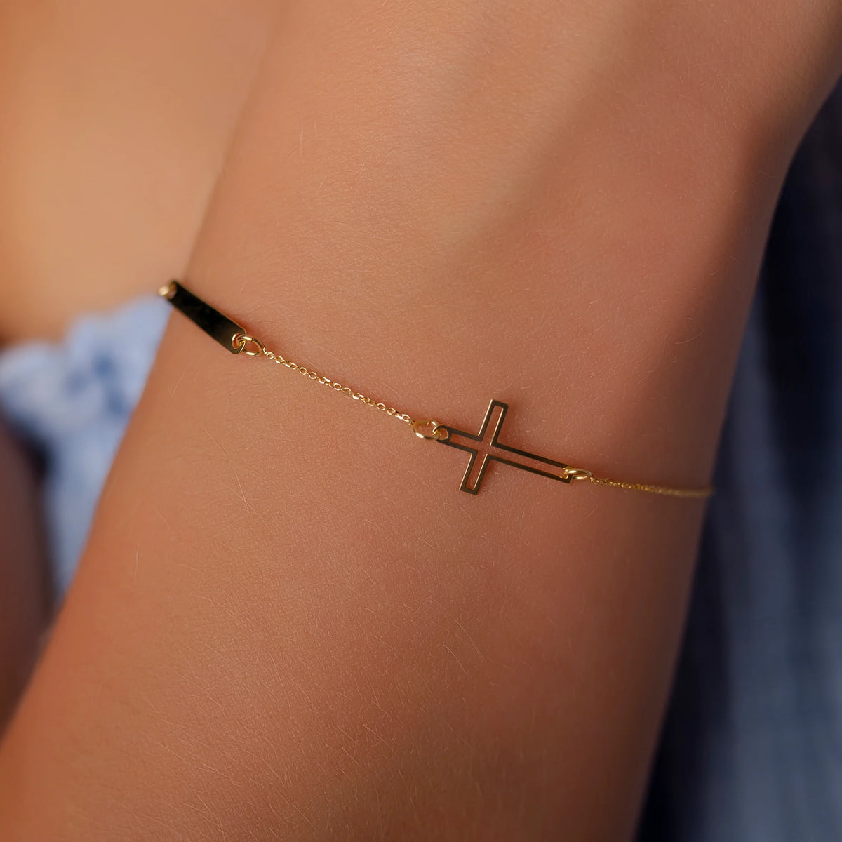 Women's Gold Bracelet with Cross and Plate
