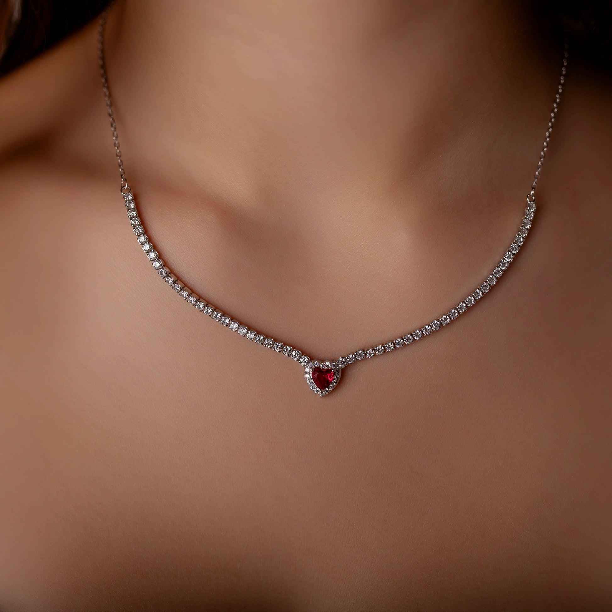 Collier avec cœur rose fuchsia et zircones