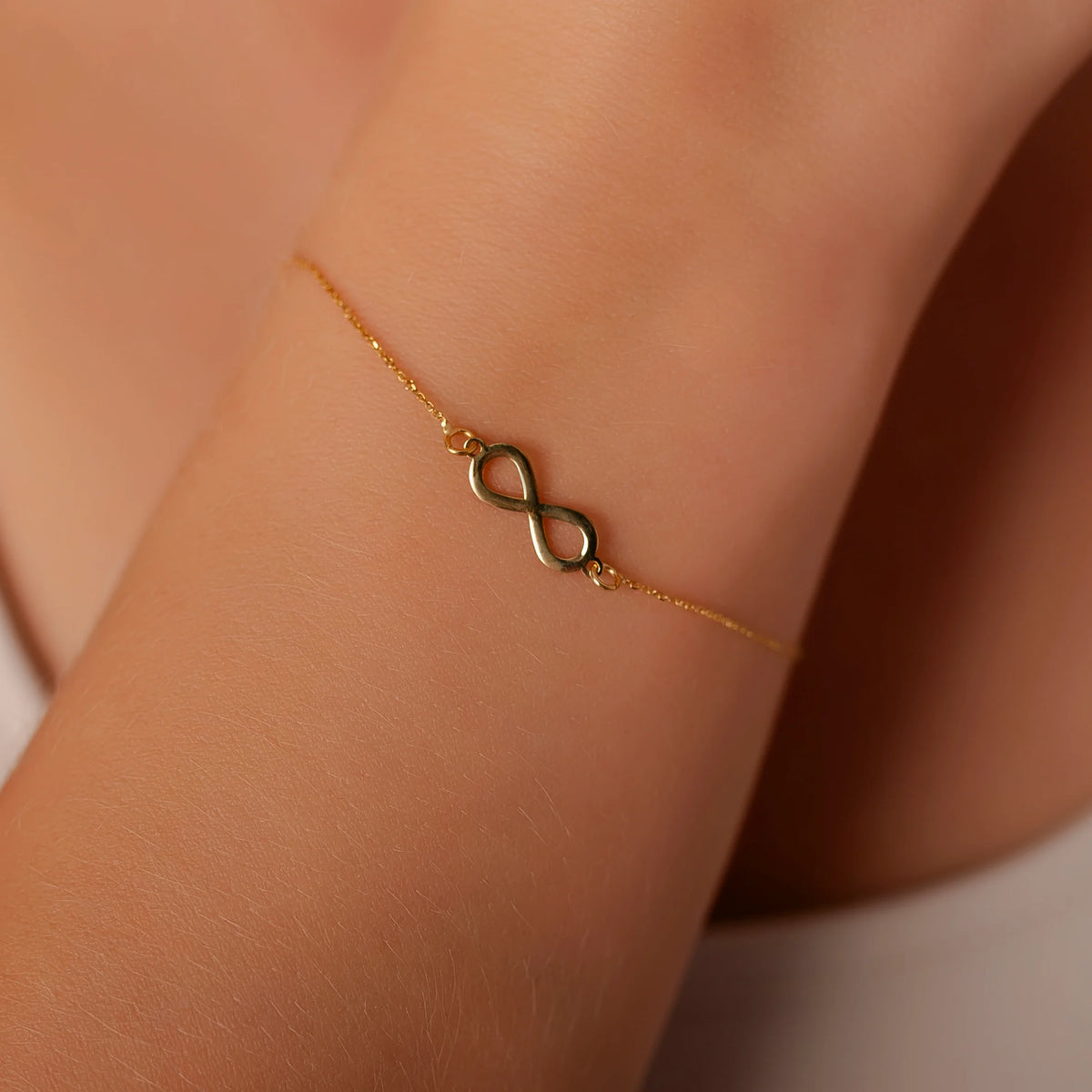 Bracciale in Oro Infinito