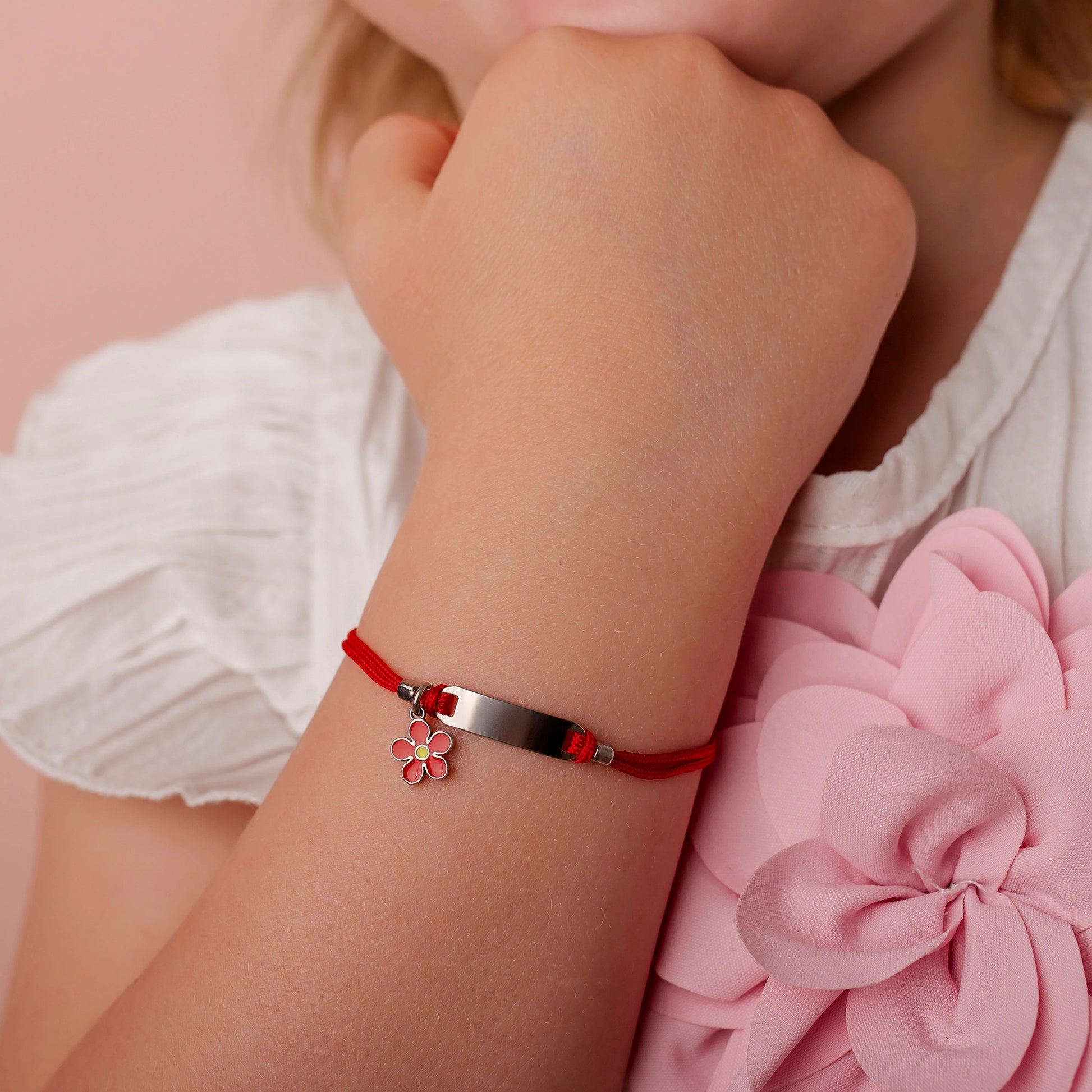 Bracciale Argento Bimba Cordoncino Rosso con Fiorellino Rosso