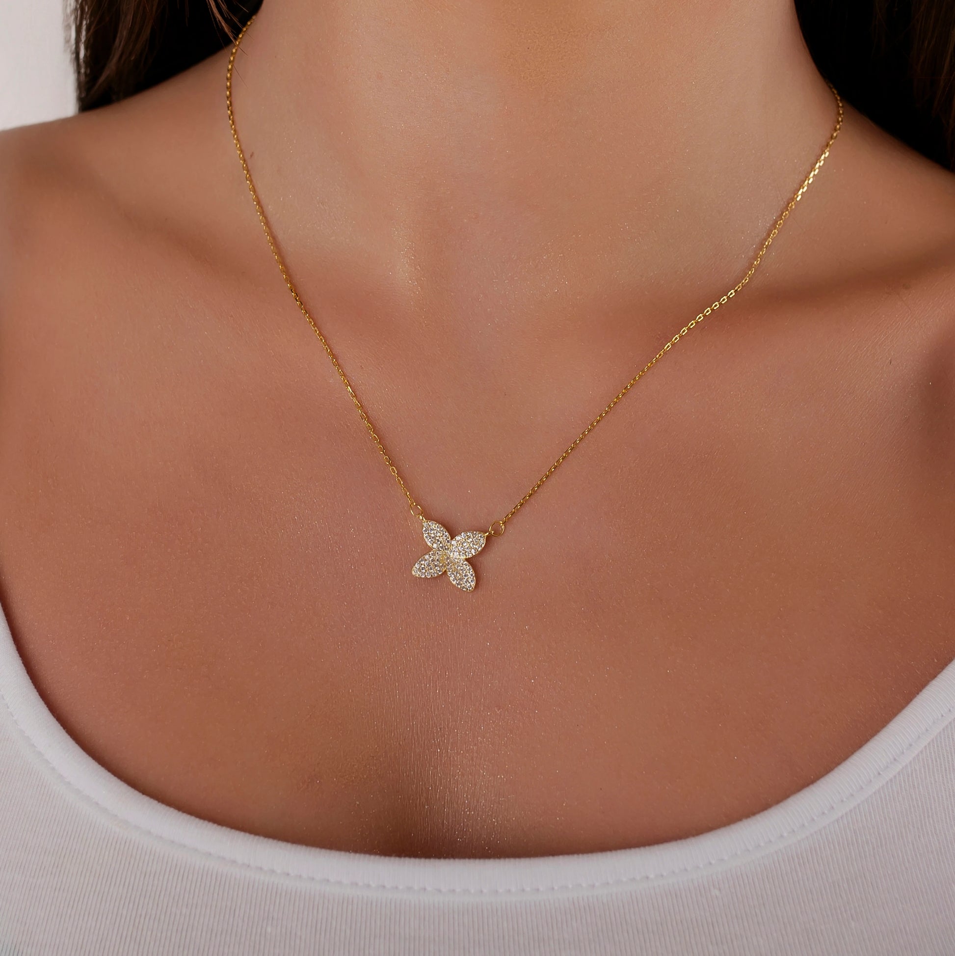 Collar Flora Plata con Circonitas