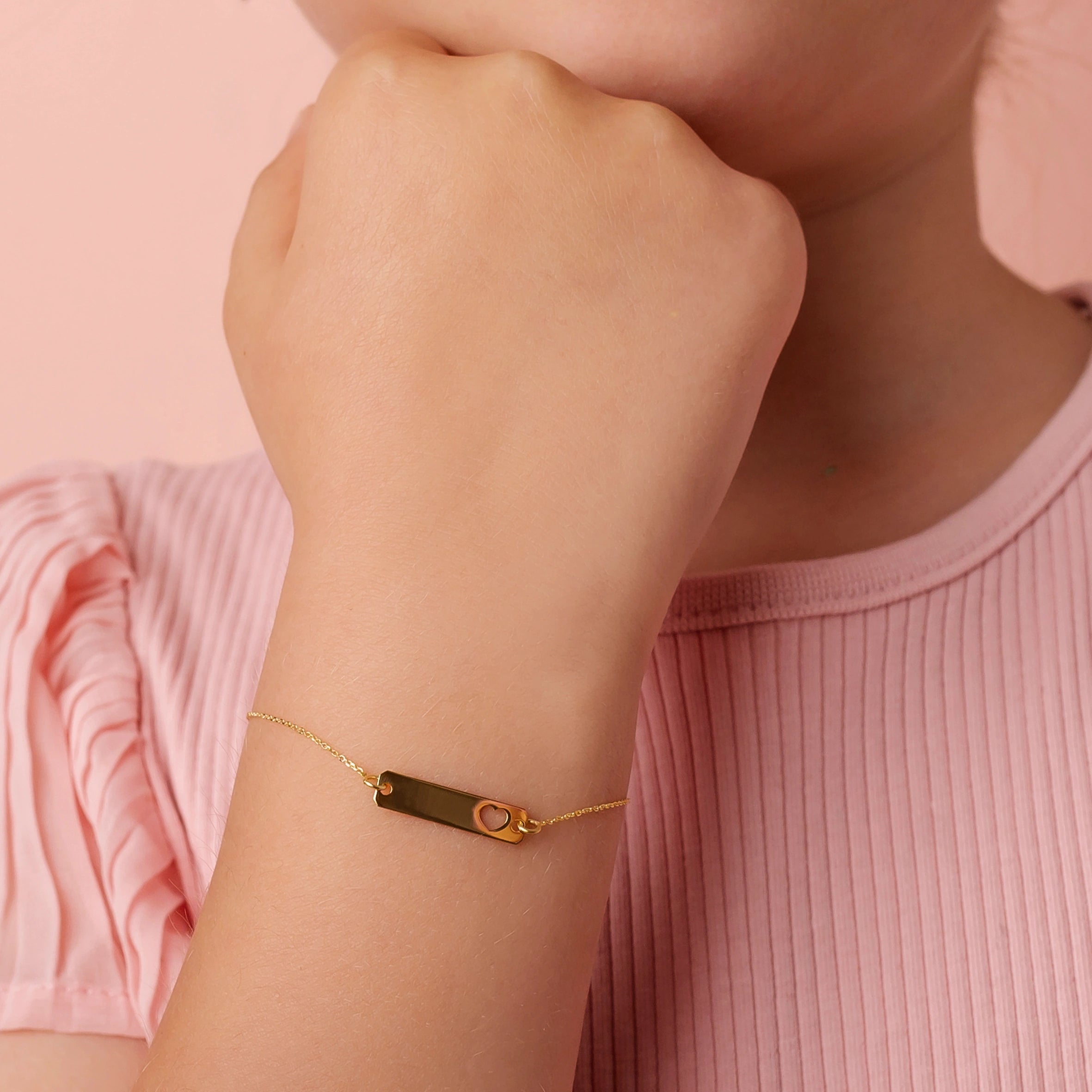 Gold Bracelet with Shaped Heart Plate