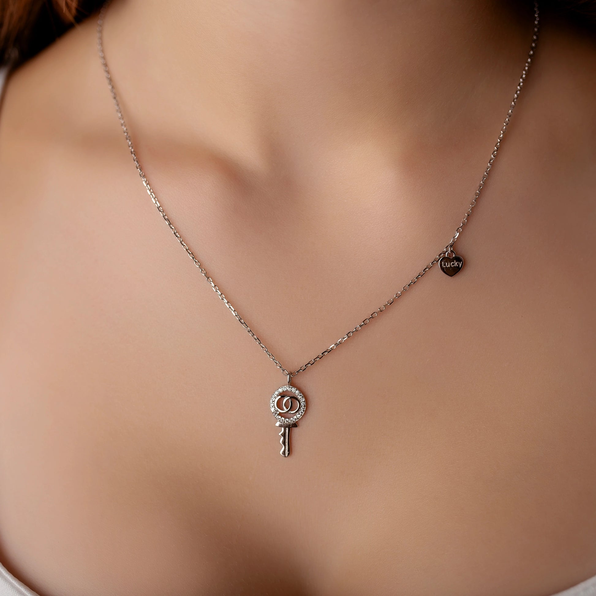 Collar de Plata Lucky Key con Circonitas