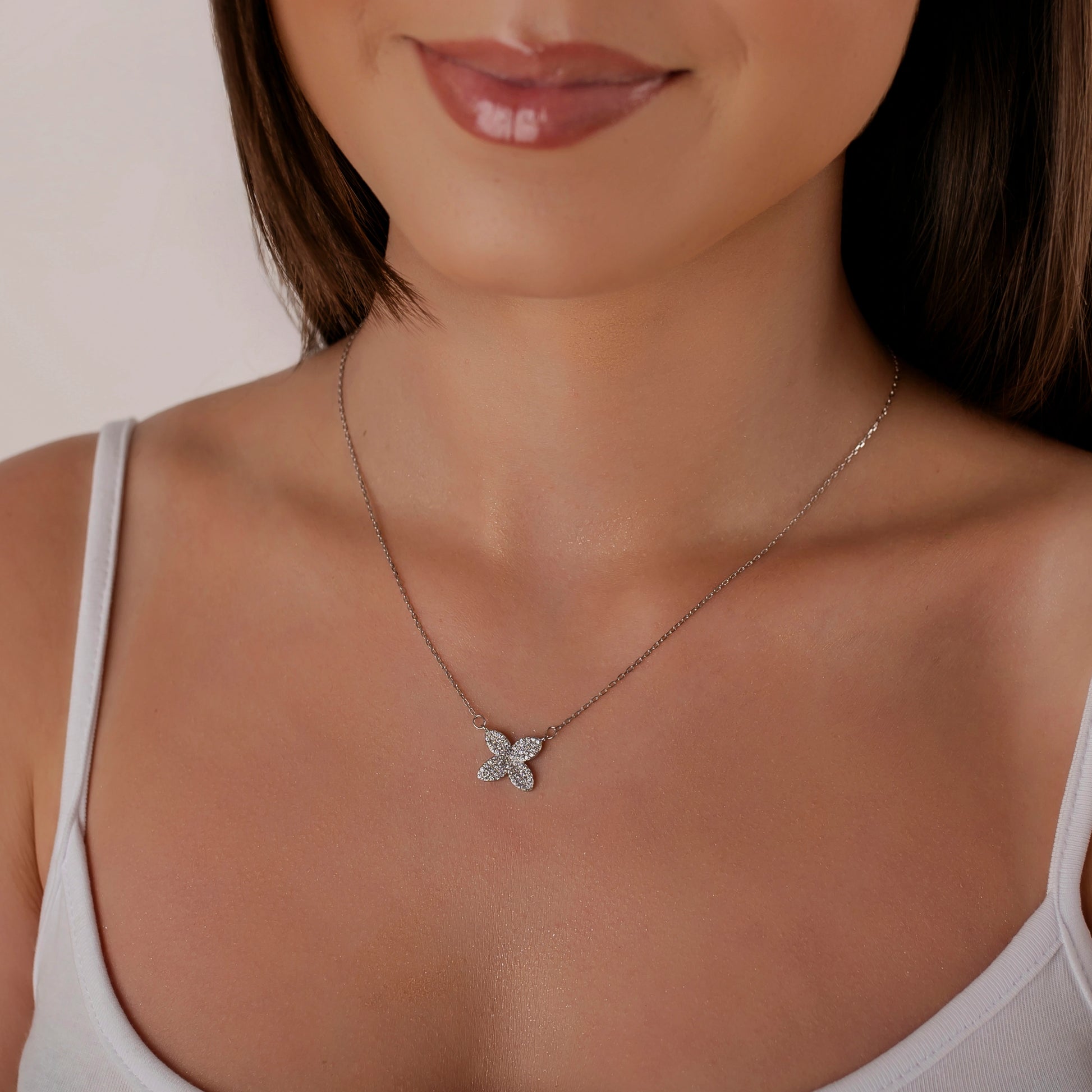Collar Flora Plata con Circonitas