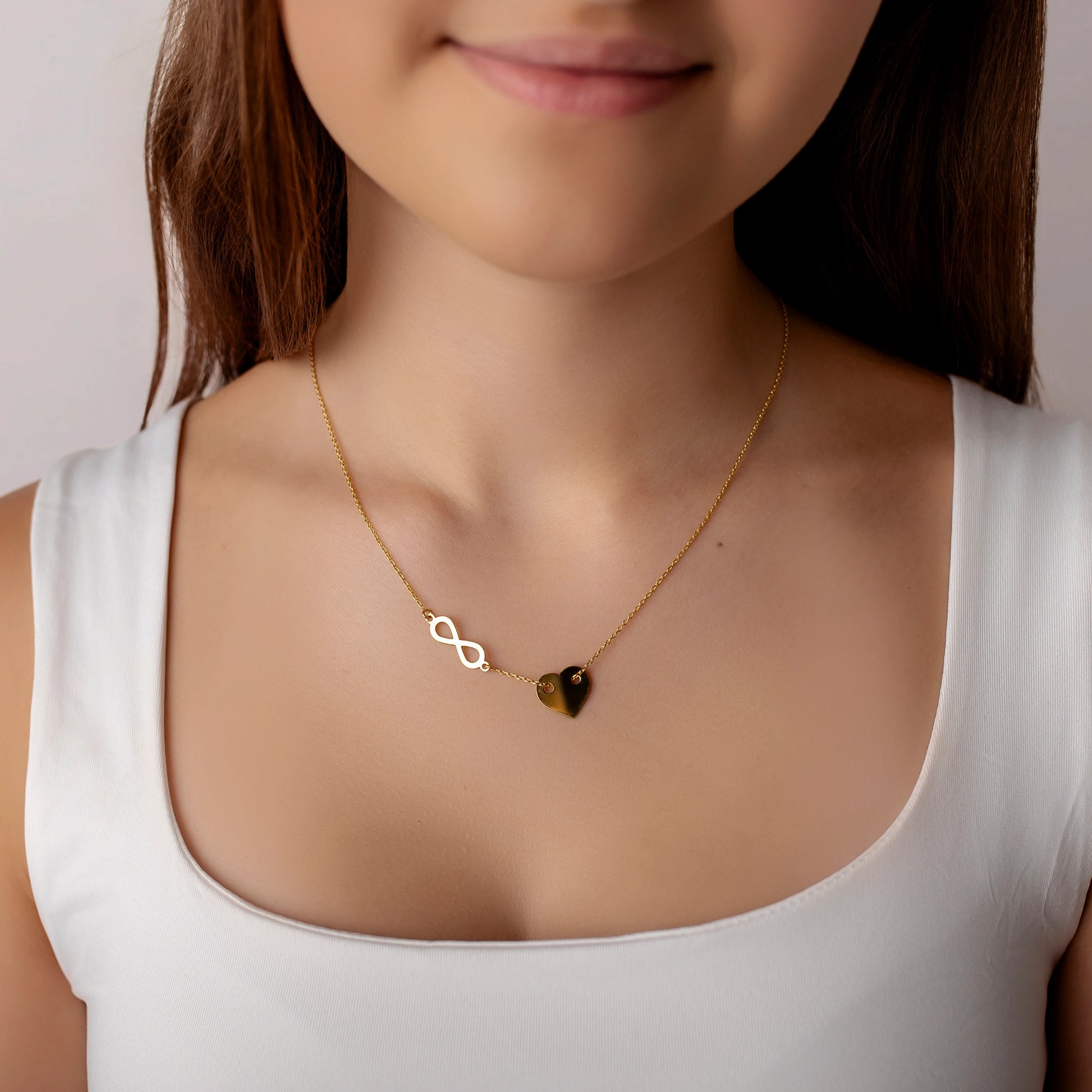 Collier Charm Infini et Cœur