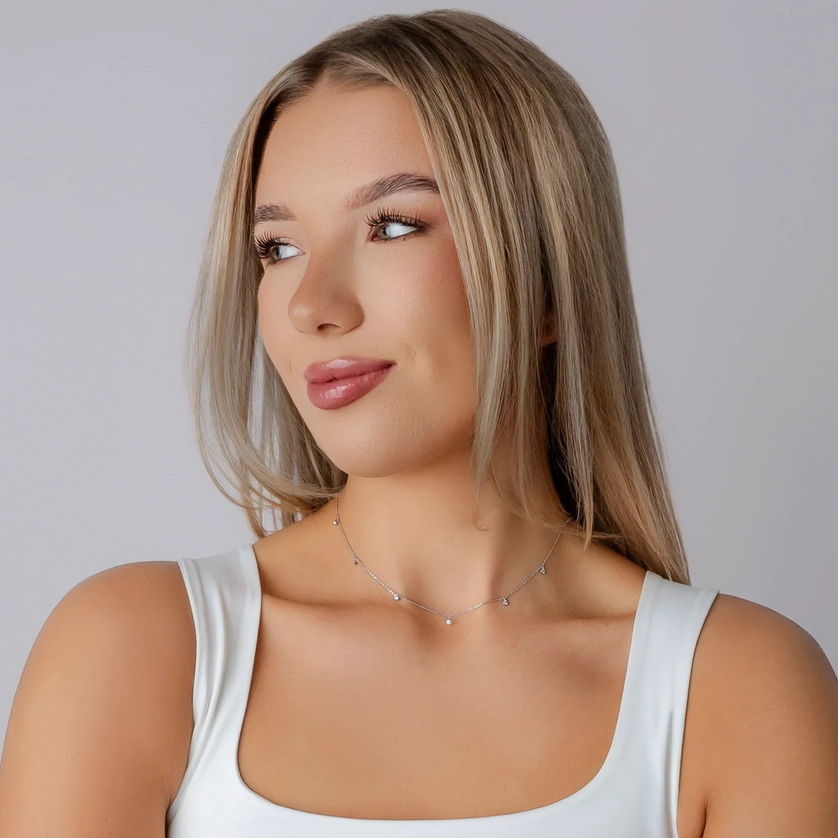 Halskette Choker aus 14 KT Gold mit Lichtpunkten