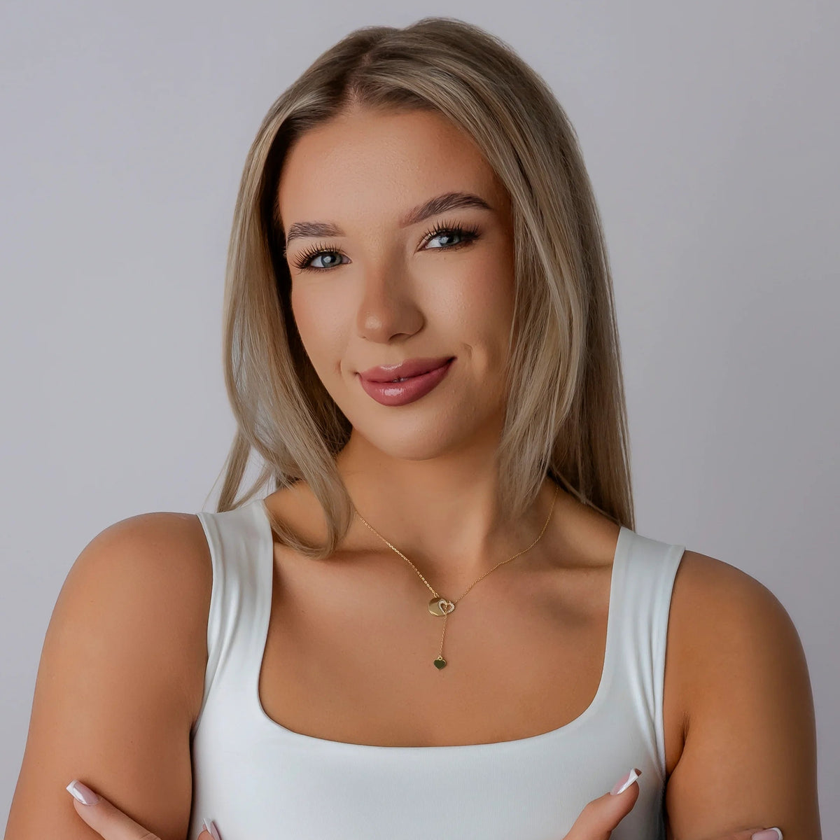 Collar de Plata con Corazón y Corazón Colgante