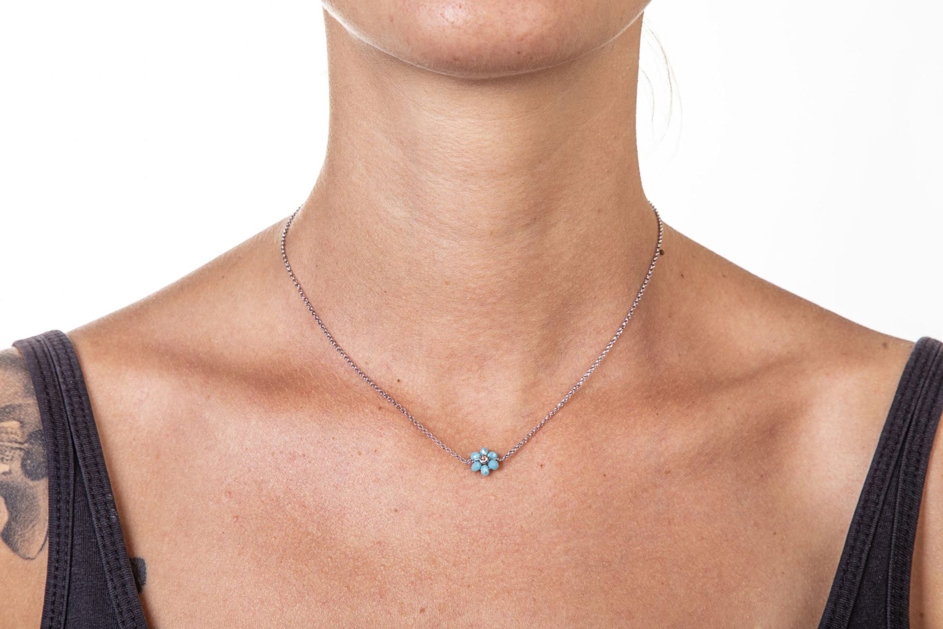 Collana Rodiata con Fiore Azzurro