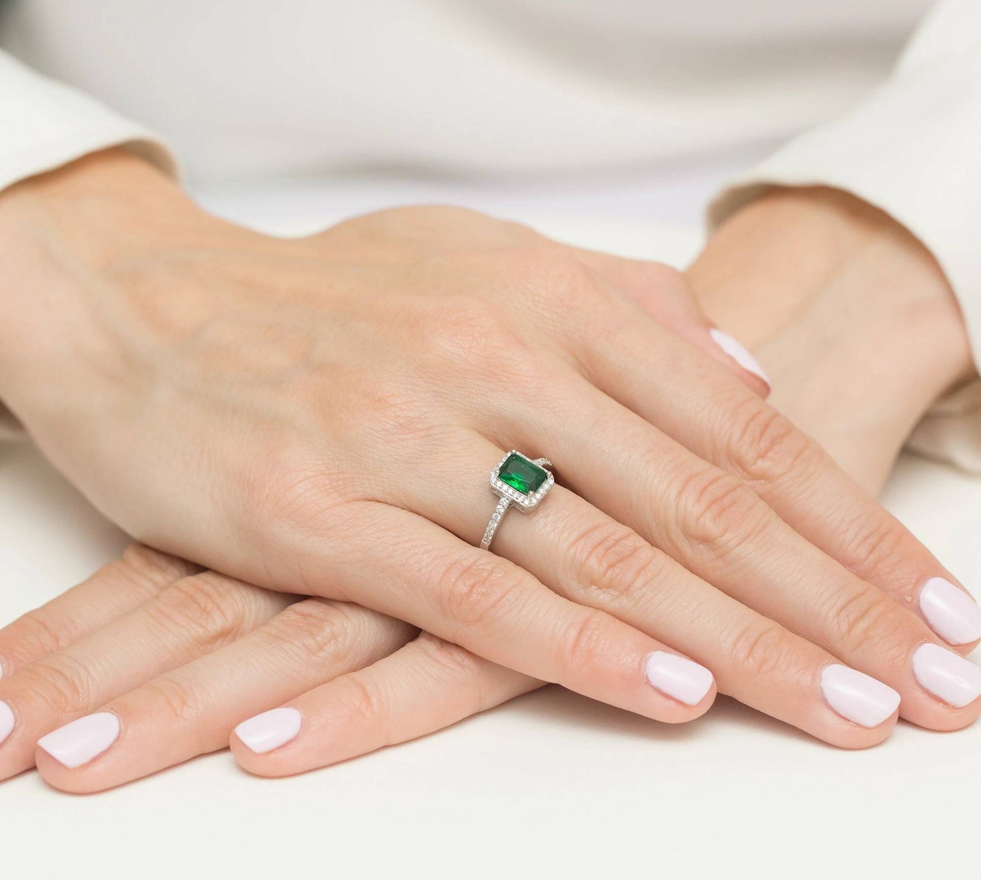 Anello con Zircone Verde