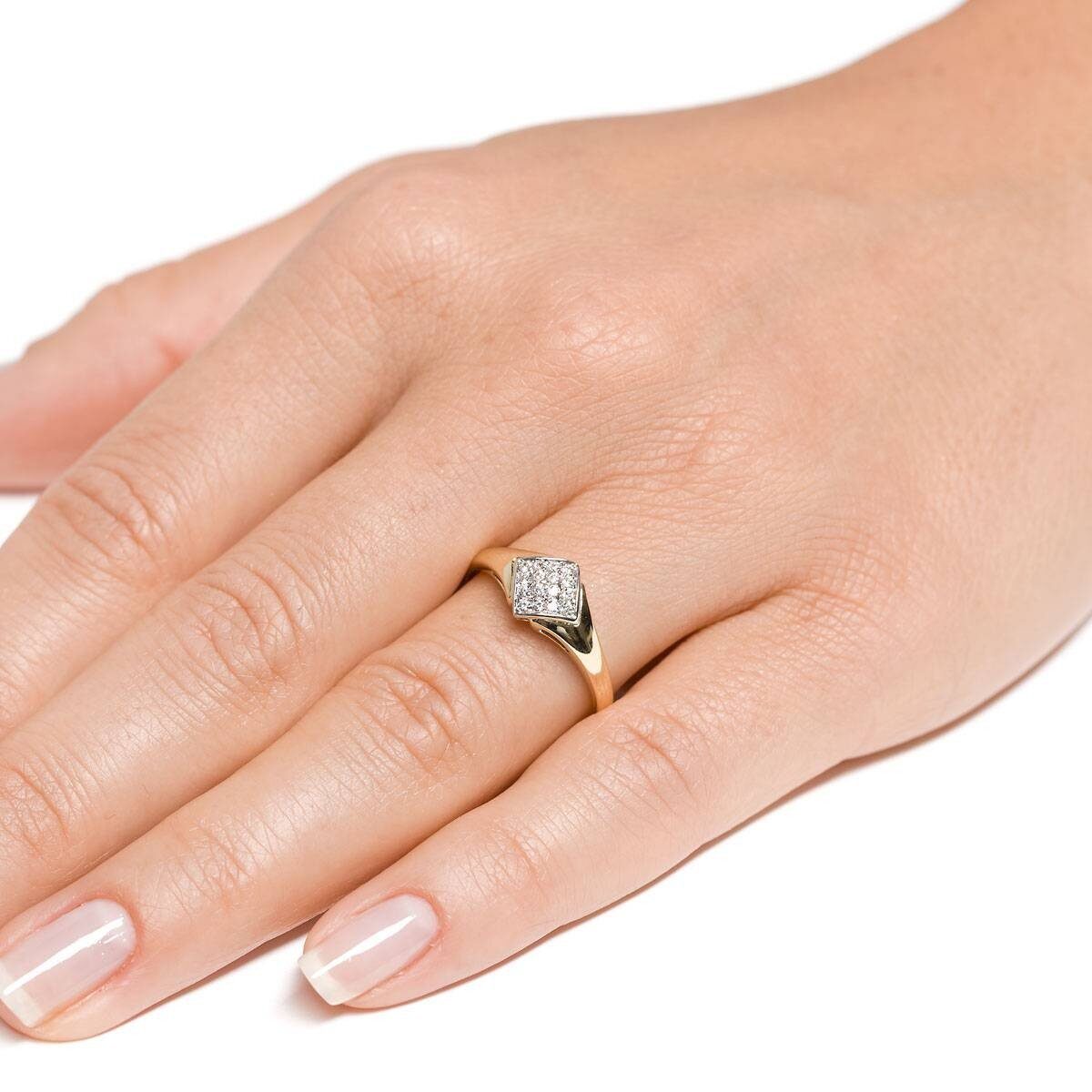 Anello in Oro a Fascia Rombo Brillante