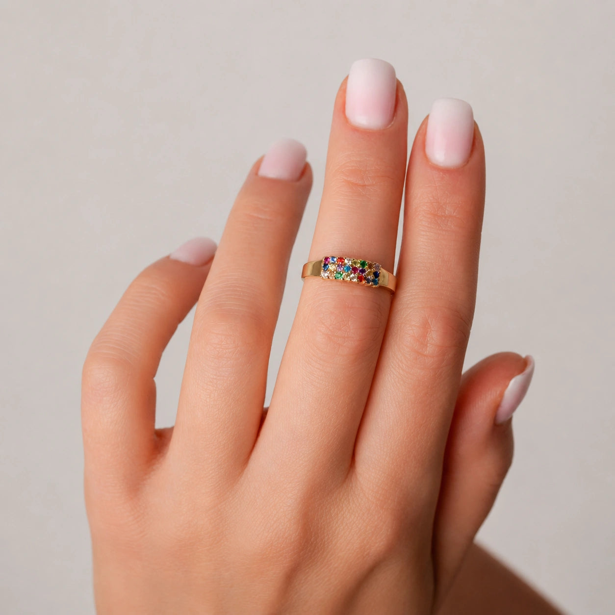 Shine-Multicolor-Ring aus Gold mit Zirkonia