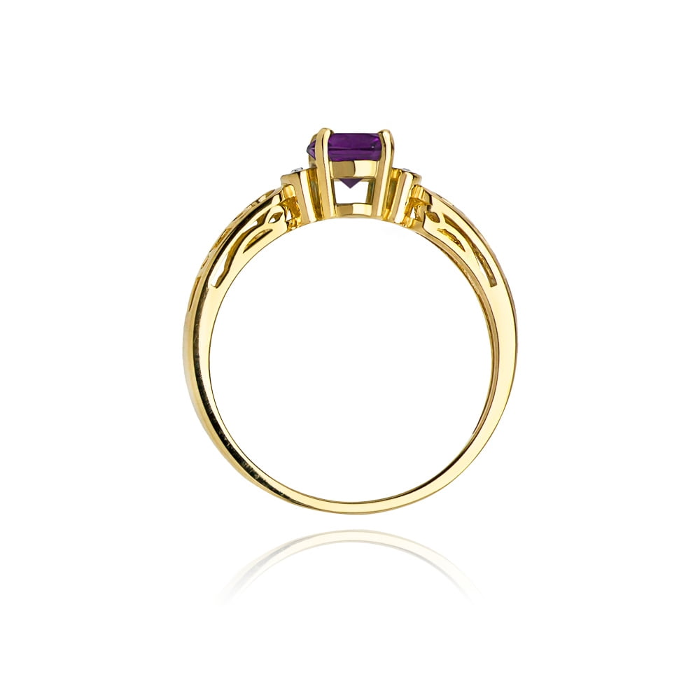 Nyra Ring in Gold with Amethyst and 2 Diamonds
