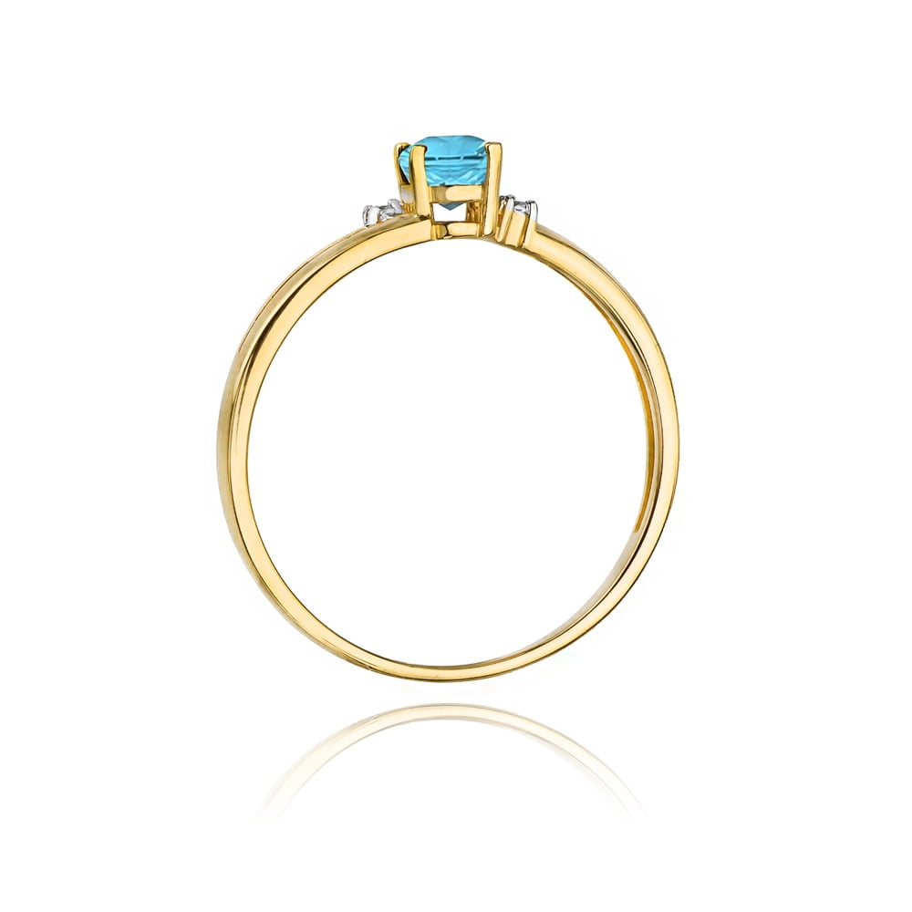 Crysea Ring in Gold with Topaz and 2 Diamonds