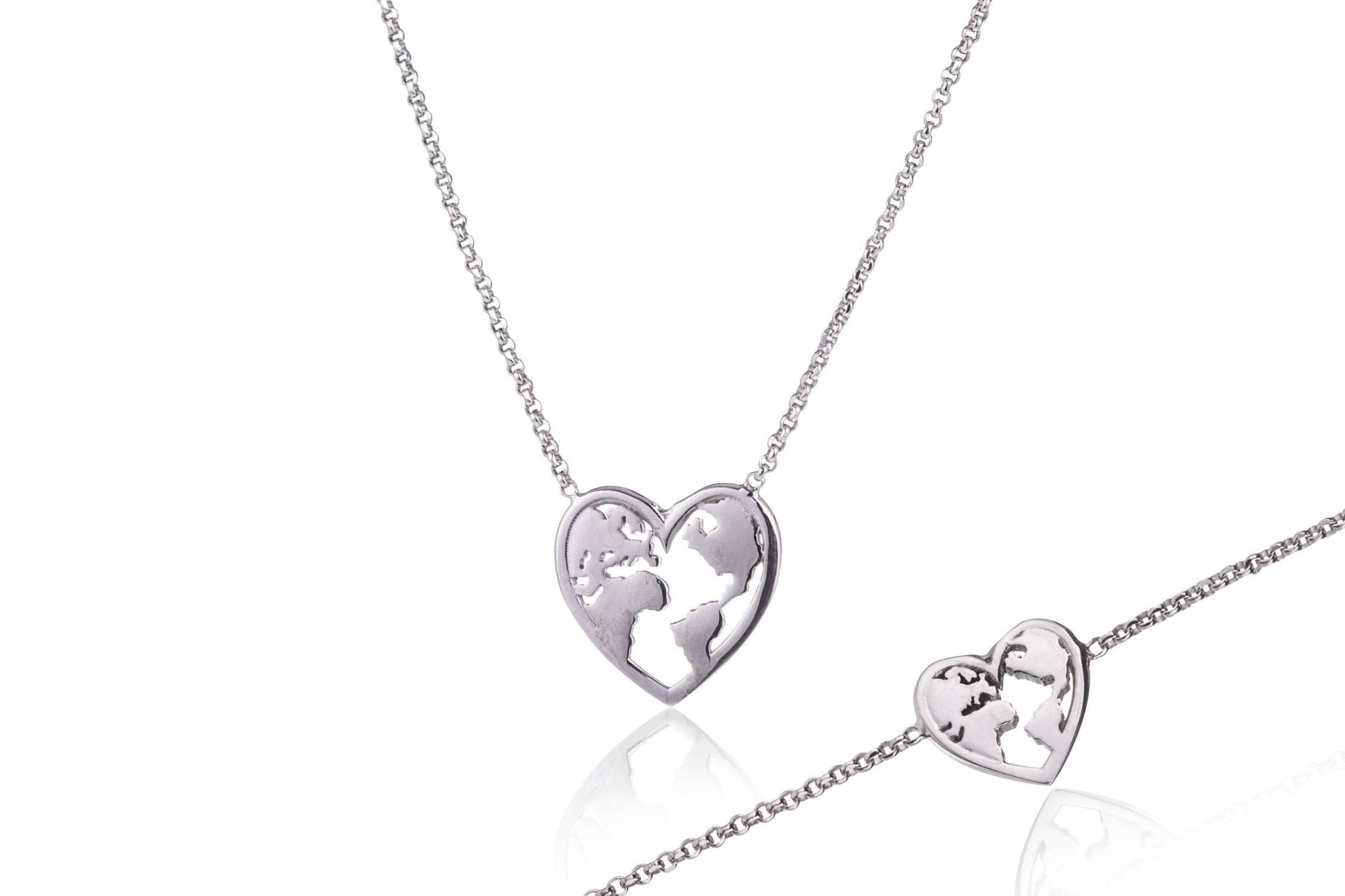 Set with Globe inside Heart