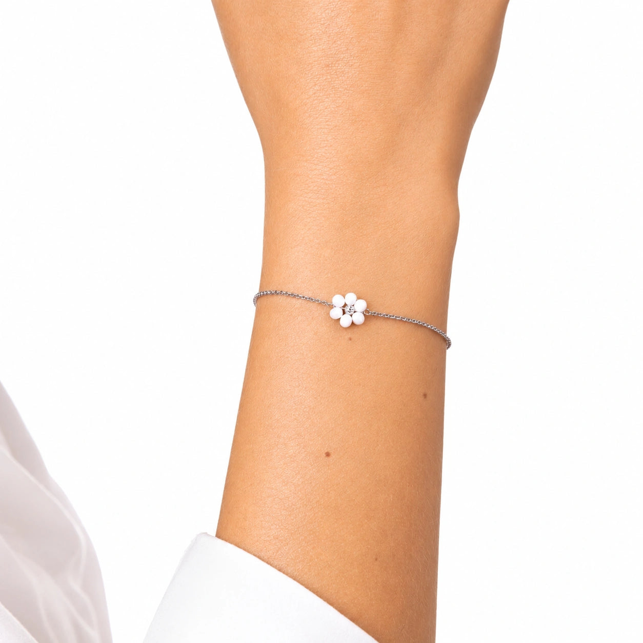 Bracelet rhodié avec fleur