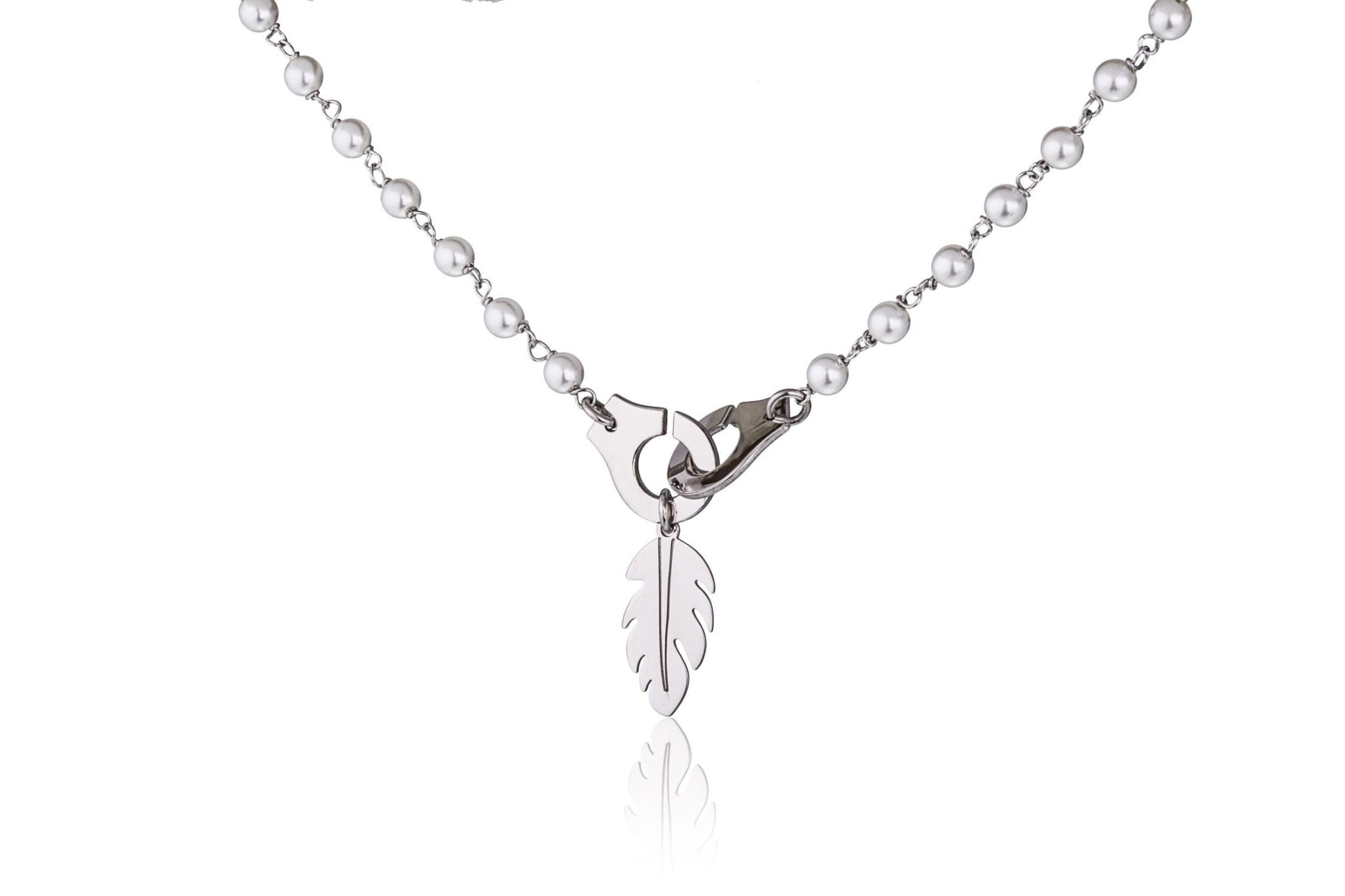 Pulsera de Perlas con Esposas y Hoja