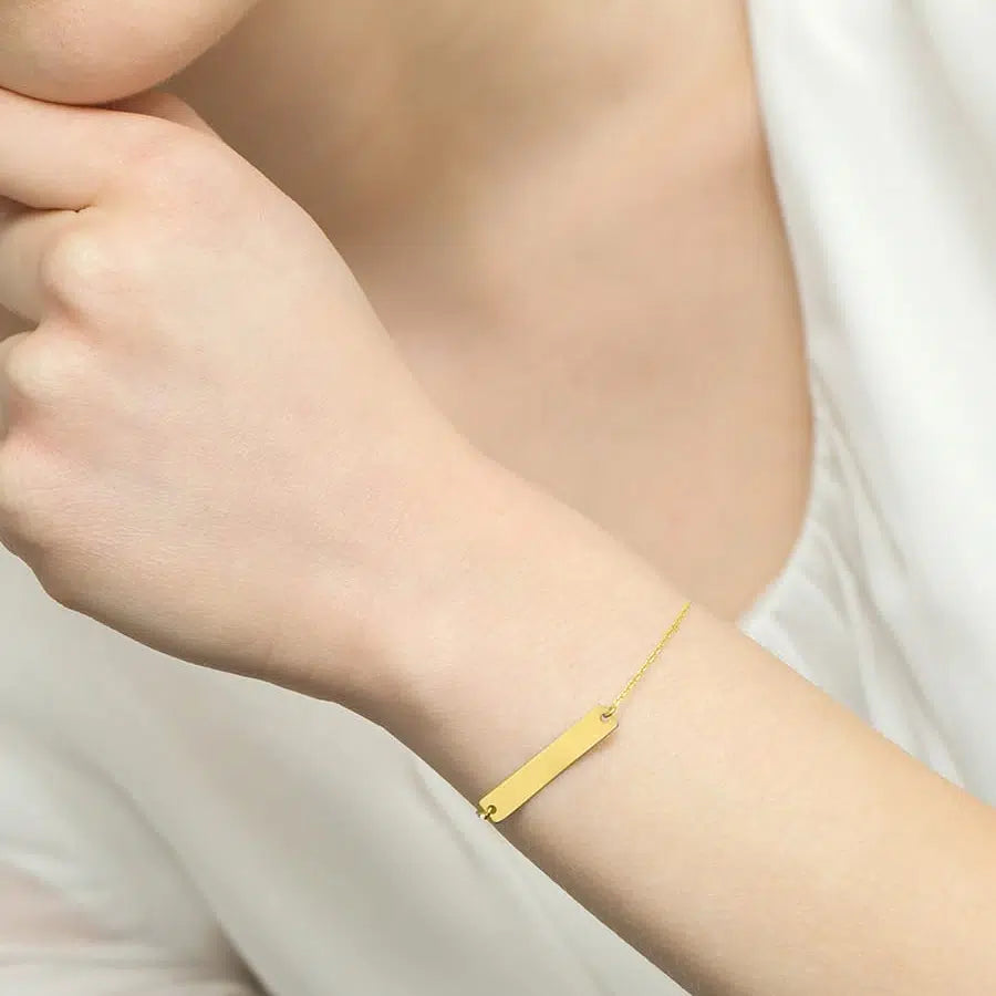 Pulsera en Plata para Mujer con Placa e Infinito