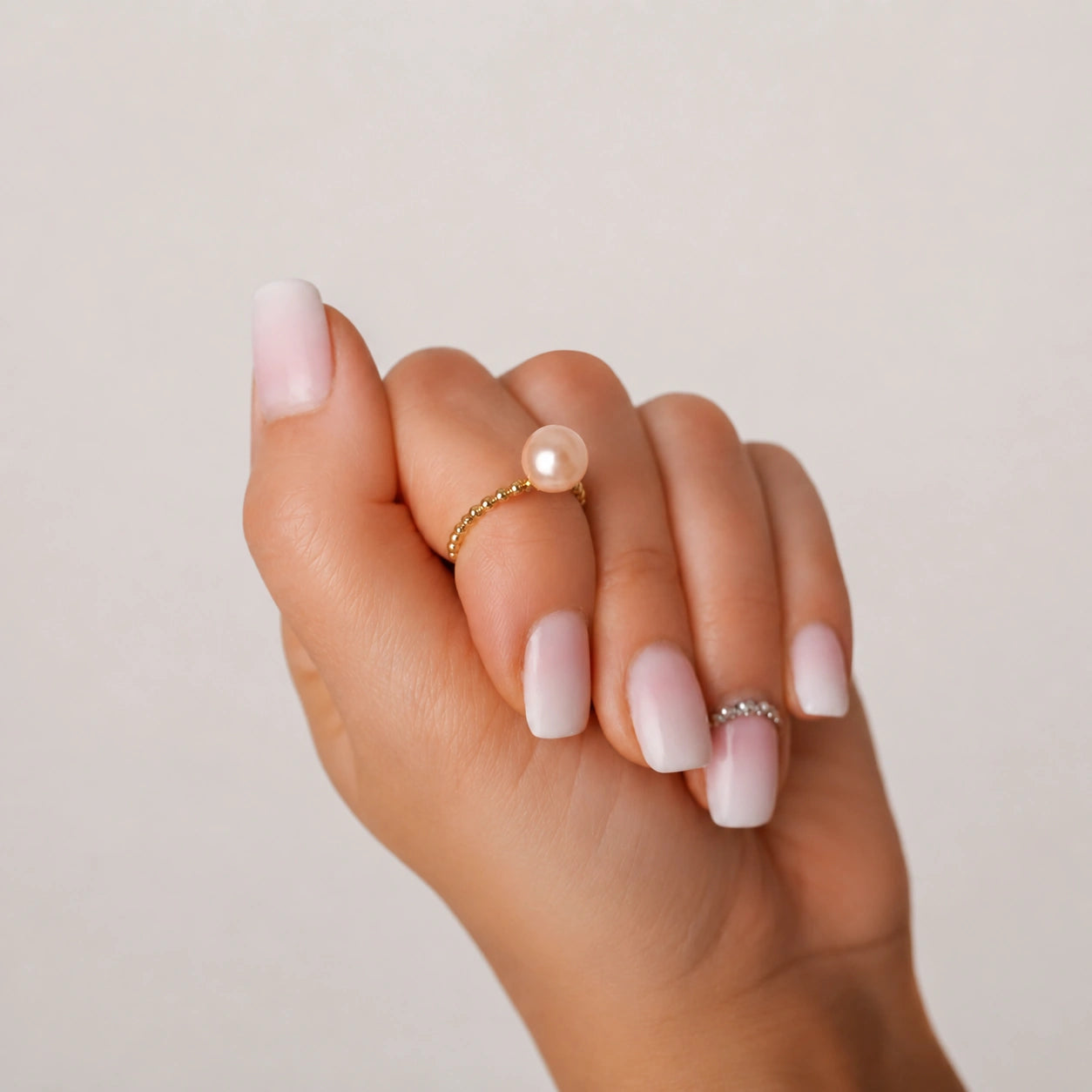 Anello Ariel in Oro con Perla Rosa