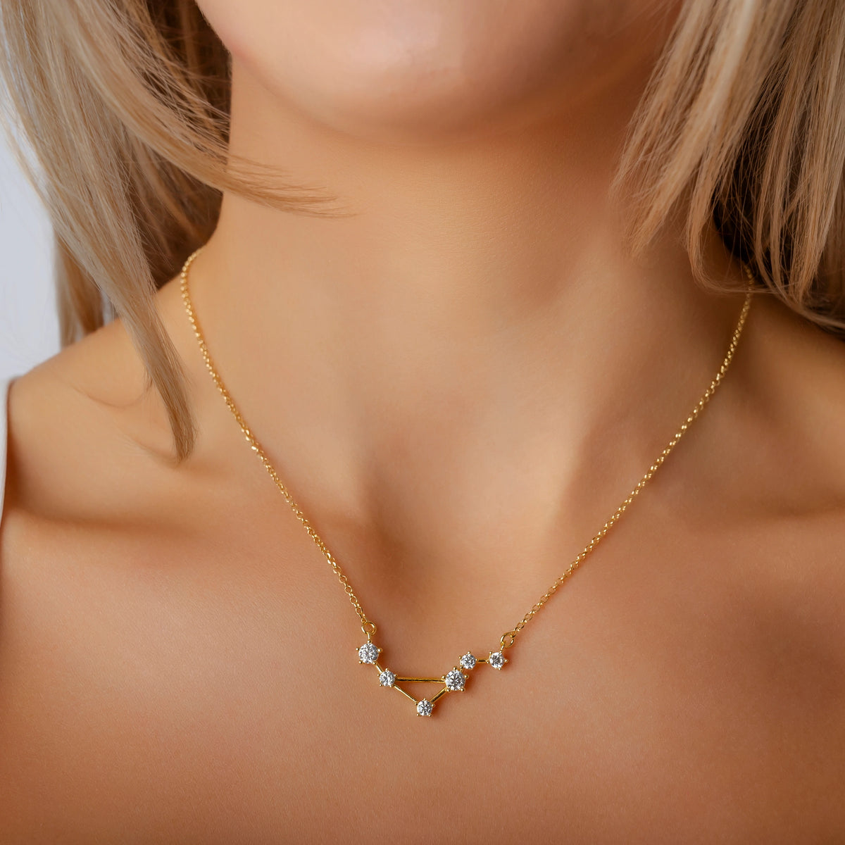 Collier Constellation Dorée avec Zircones