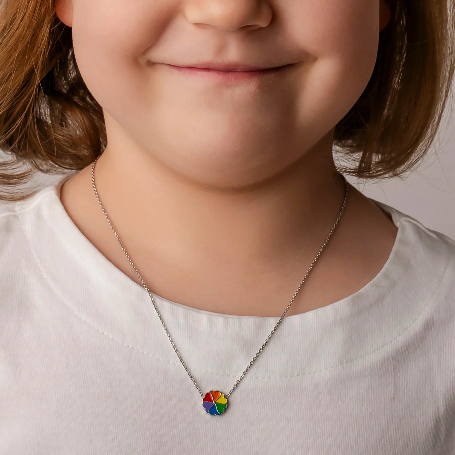 Collier avec Fleur Arc-en-ciel