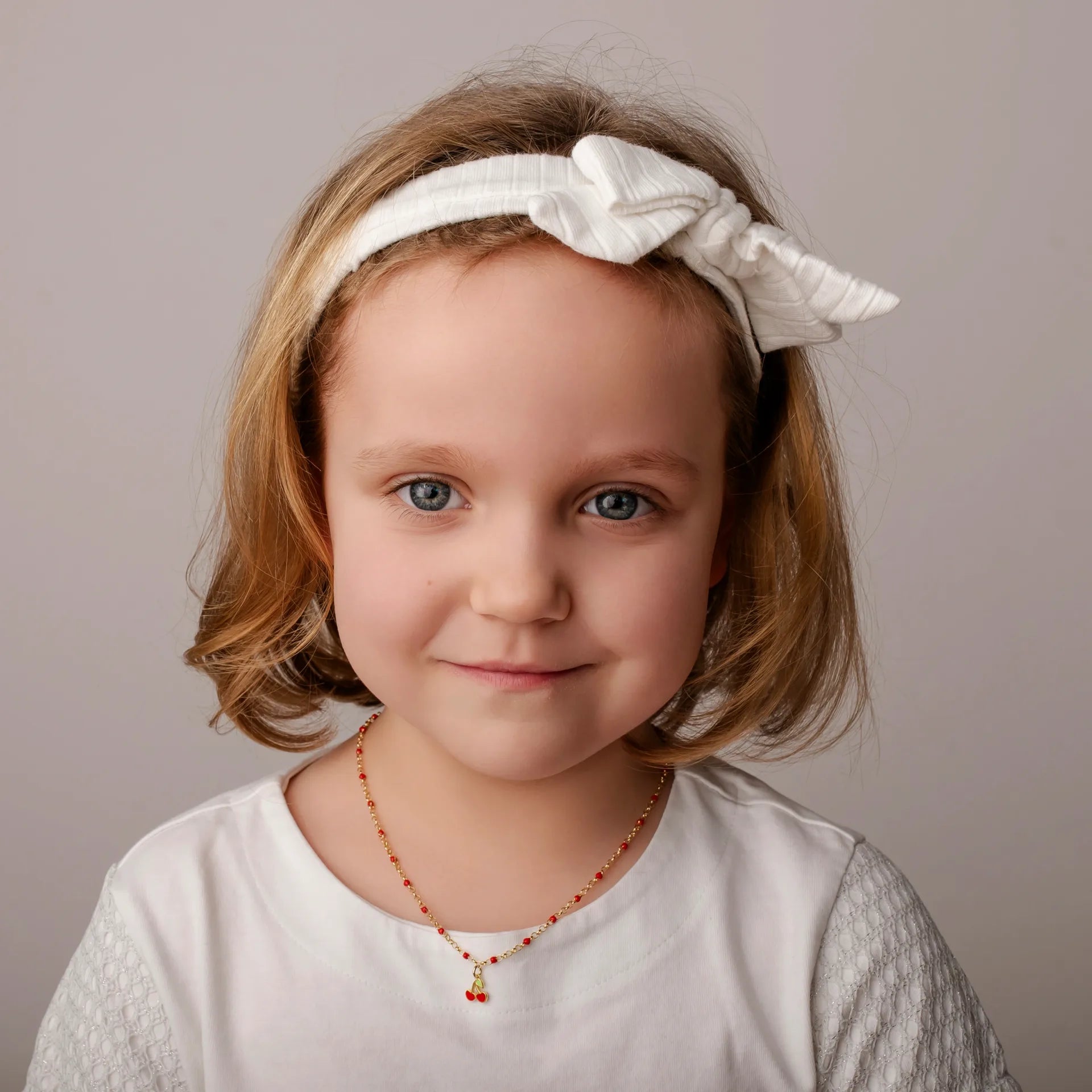 Collana in Argento con Ciliegia Smaltata e Dorata