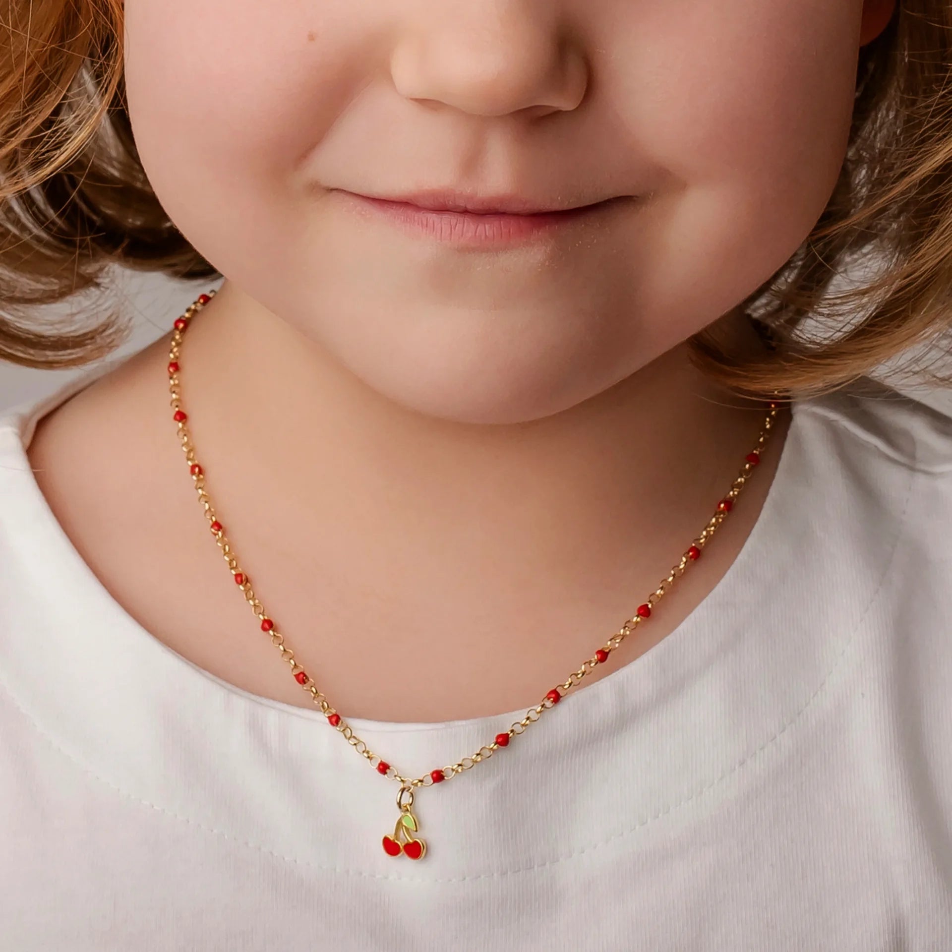 Collana in Argento con Ciliegia Smaltata e Dorata