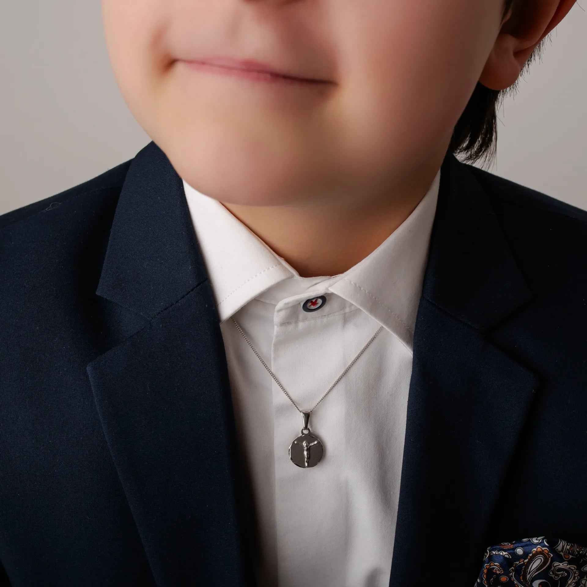 Collana con Gesù su Medaglia Tonda