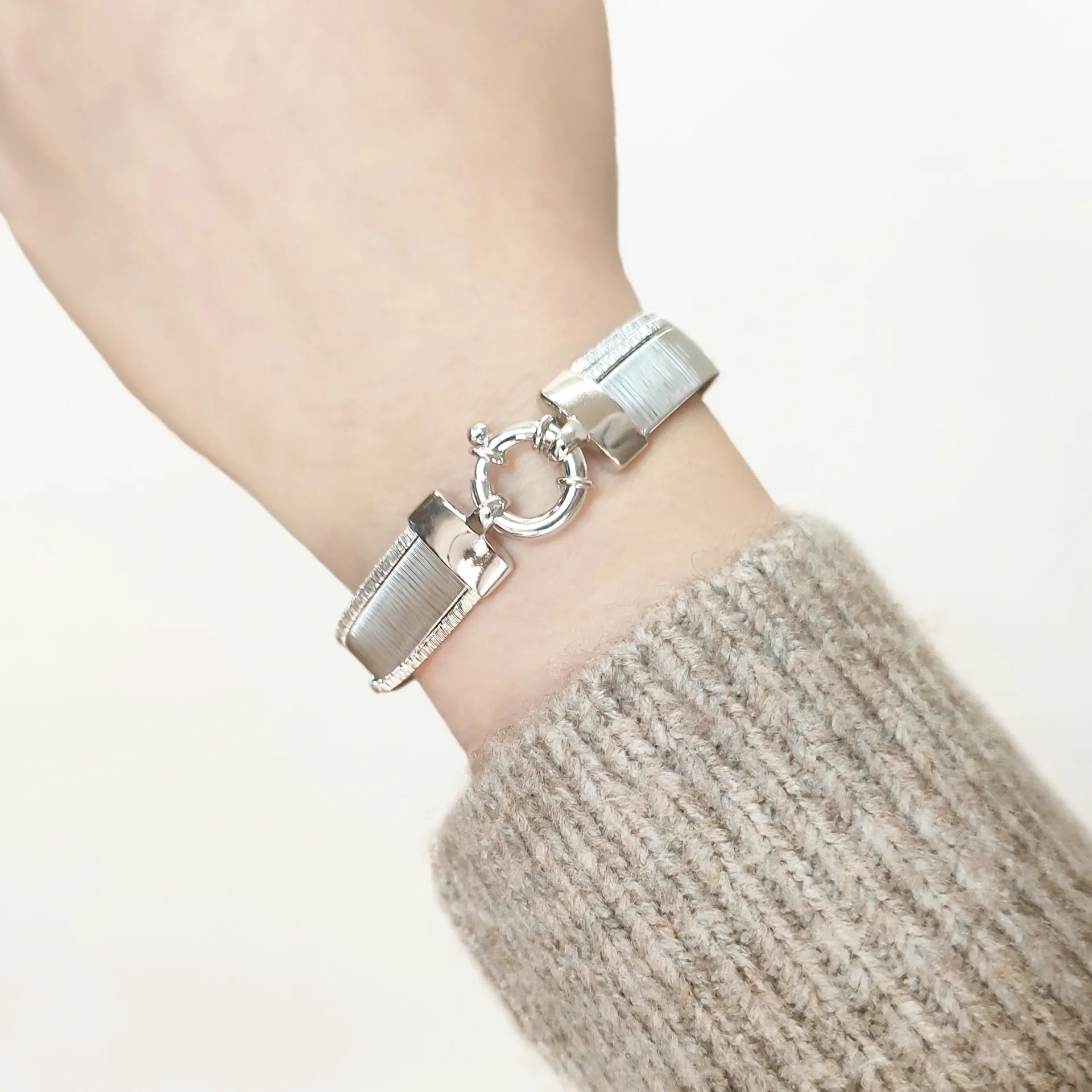 Pulsera Orbit