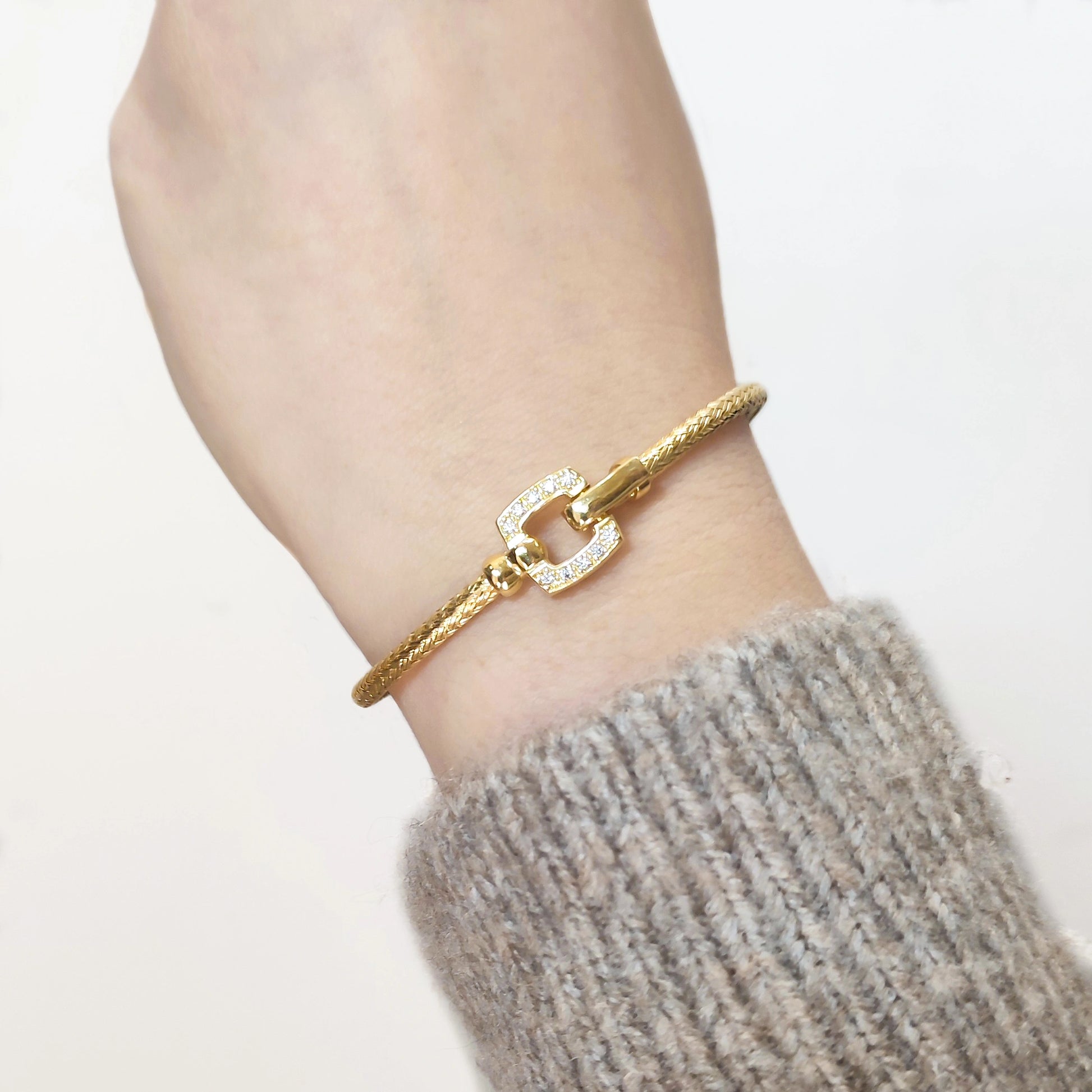 Brazalete Rígido de Plata Cuadrado