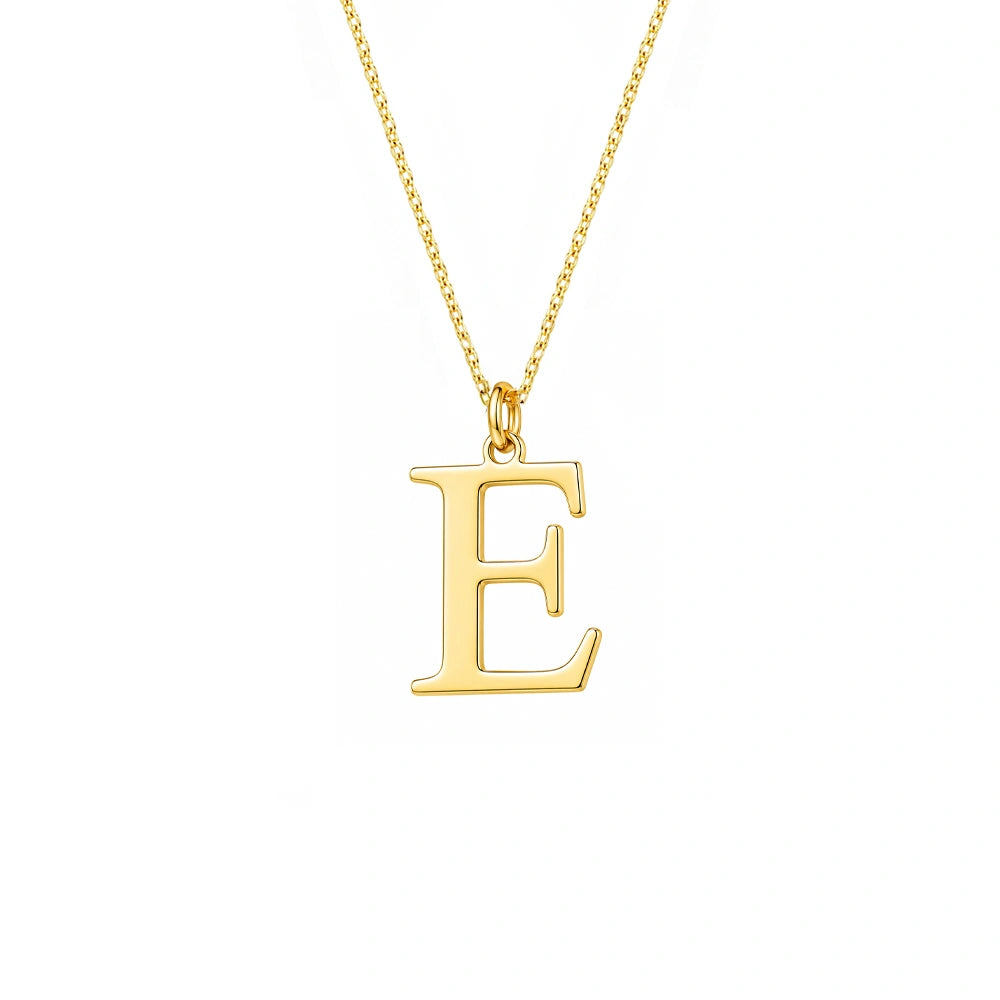 Collar en Oro con Letra