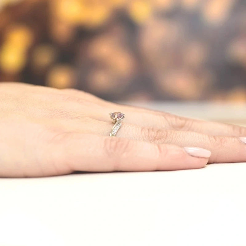 Bague en or avec améthyste 0,50 ct et diamants 0,05 ct