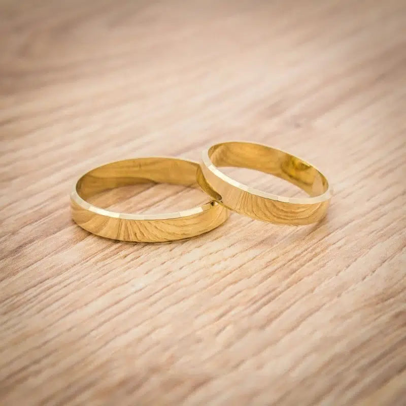 Eheringe Gelbgold Classic 4 mm