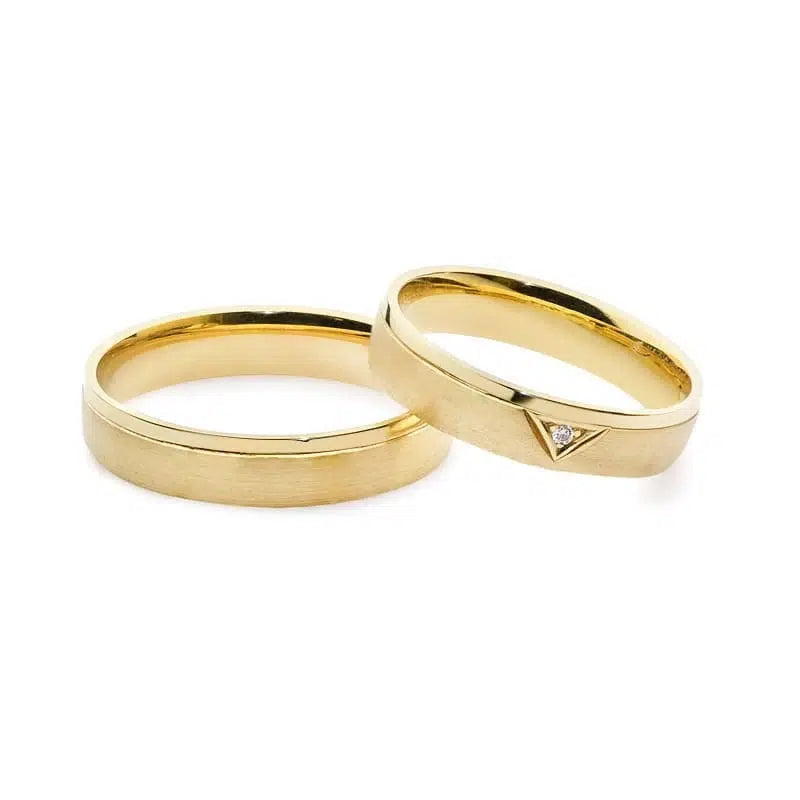 Rounded Shiny Yellow Gold Wedding Bands with Zircon