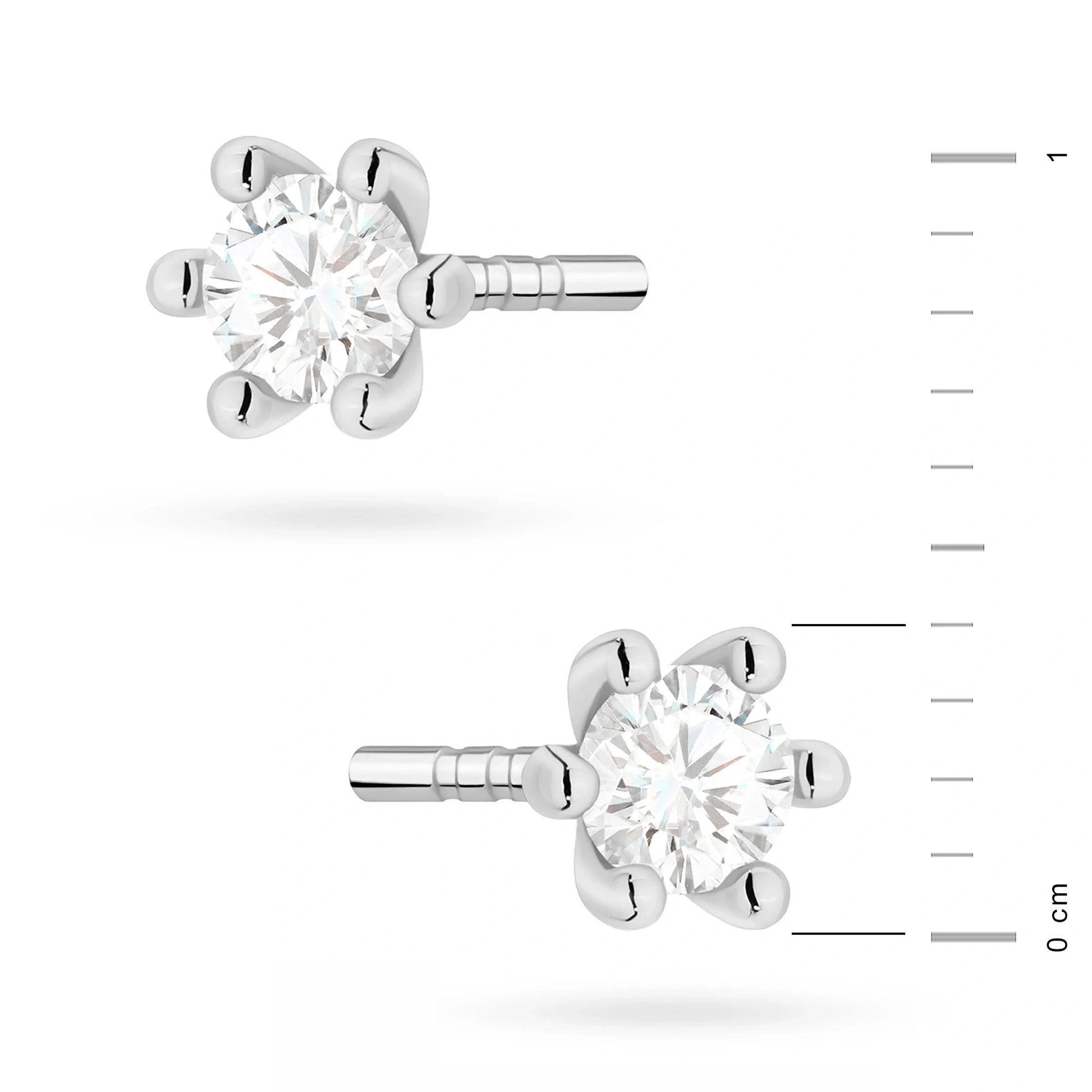 Classic Gold Earring with HPHT Diamond