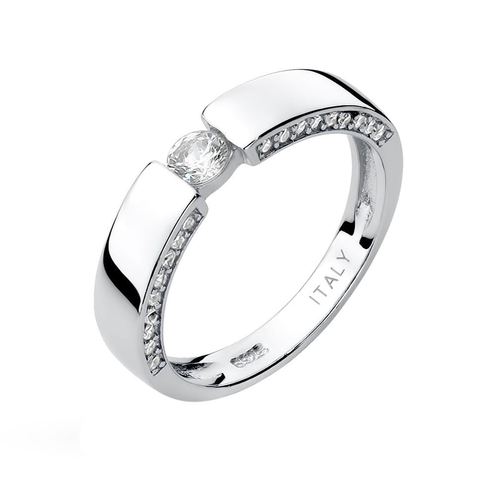 Anello Liscio in Argento con Zircone Incavato