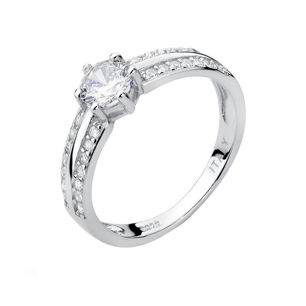 Anello con Zircone su Griffe
