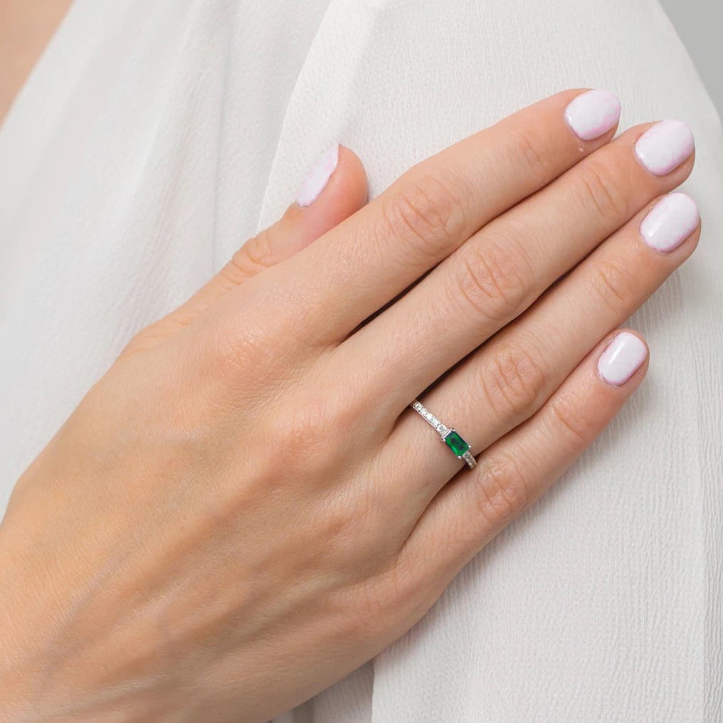 Anello Lovely con Zircone Verde